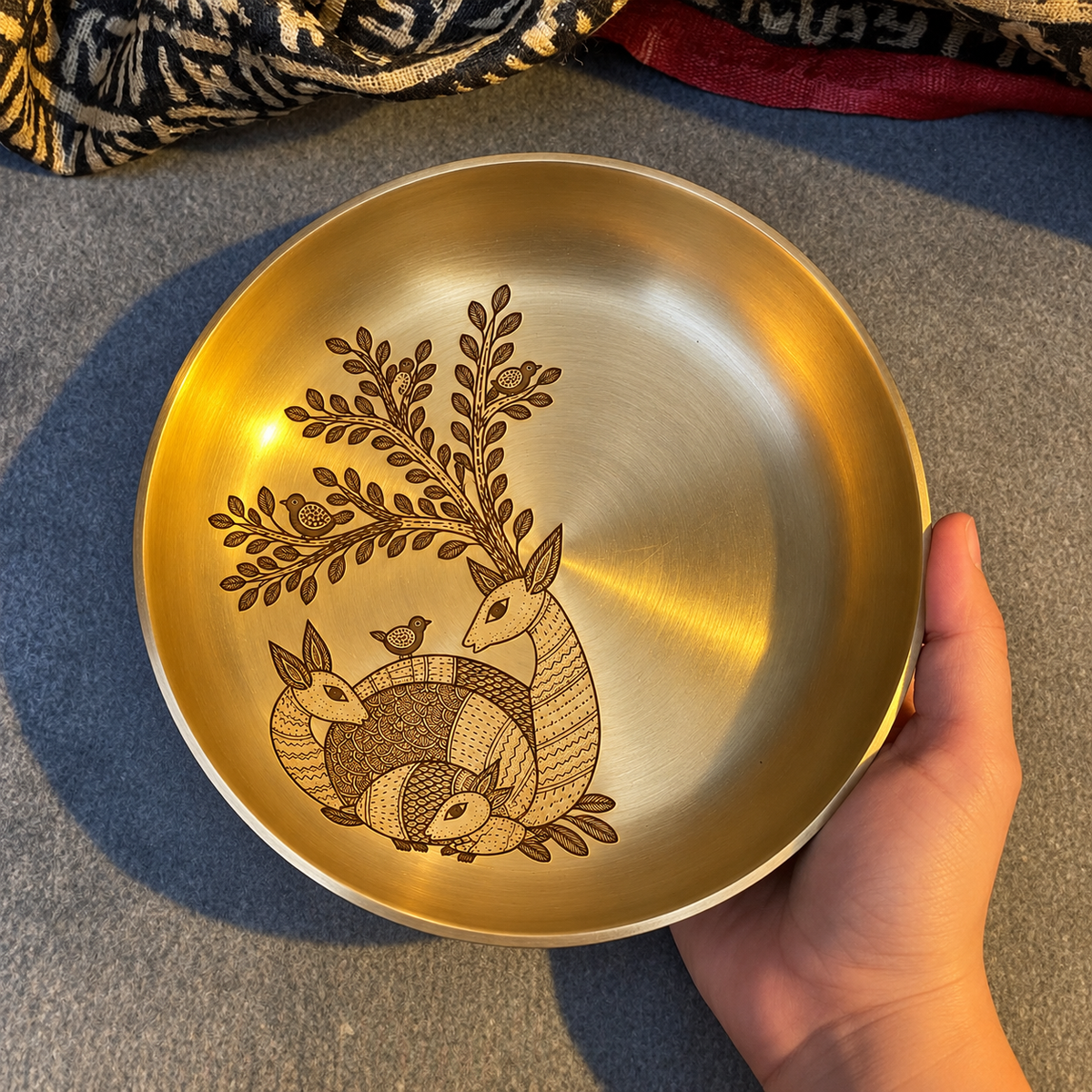 Ambi Mriga Kutumb (The Deer Family) Etched Pure Kansa Thali | Gond-Inspired Collection-6 inch