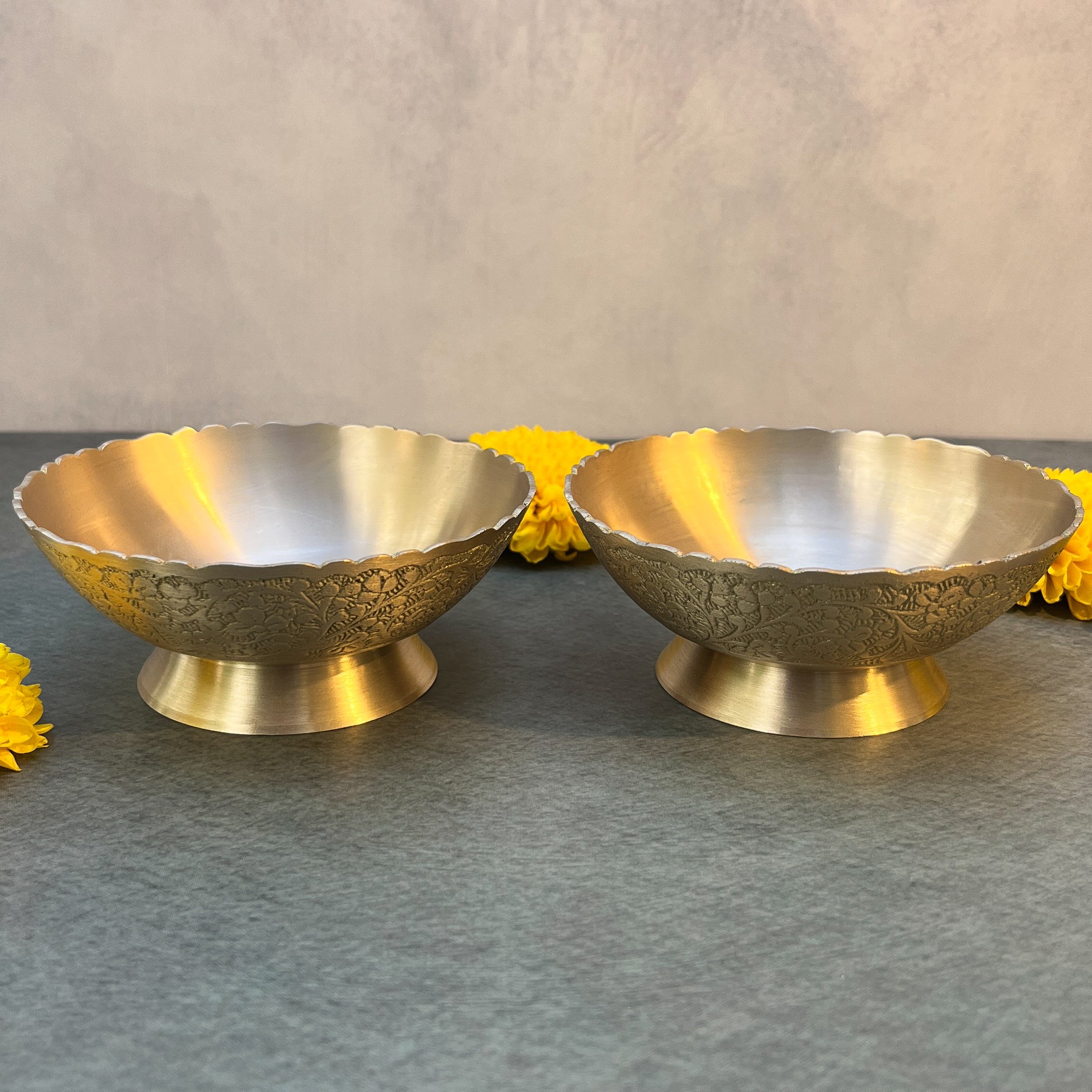 AMBI Handcrafted 100% Pure Brass Dessert / Nut Bowl with engraving Set of 4