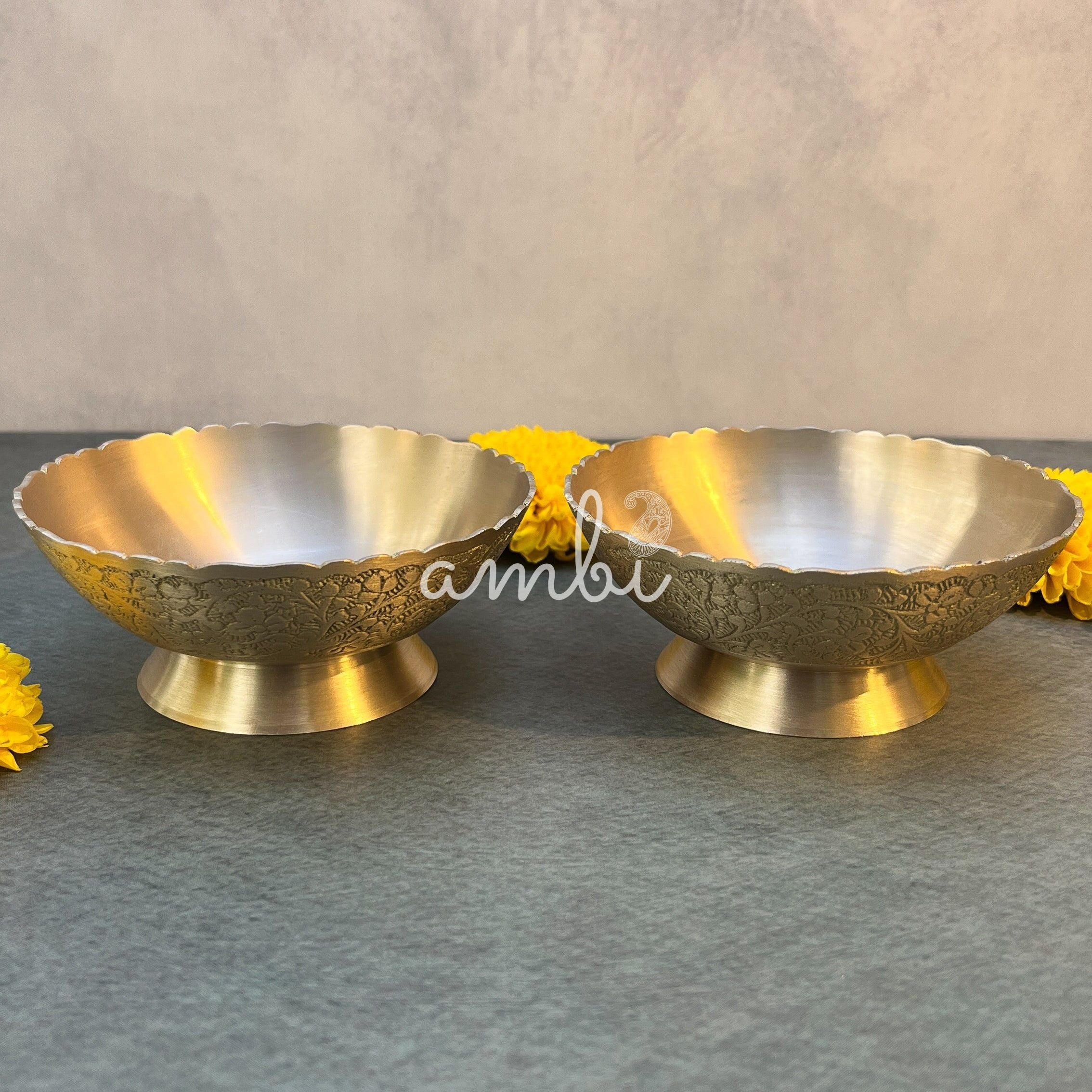 AMBI Handcrafted 100% Pure Brass Dessert / Nut Bowl with engraving Set of 4
