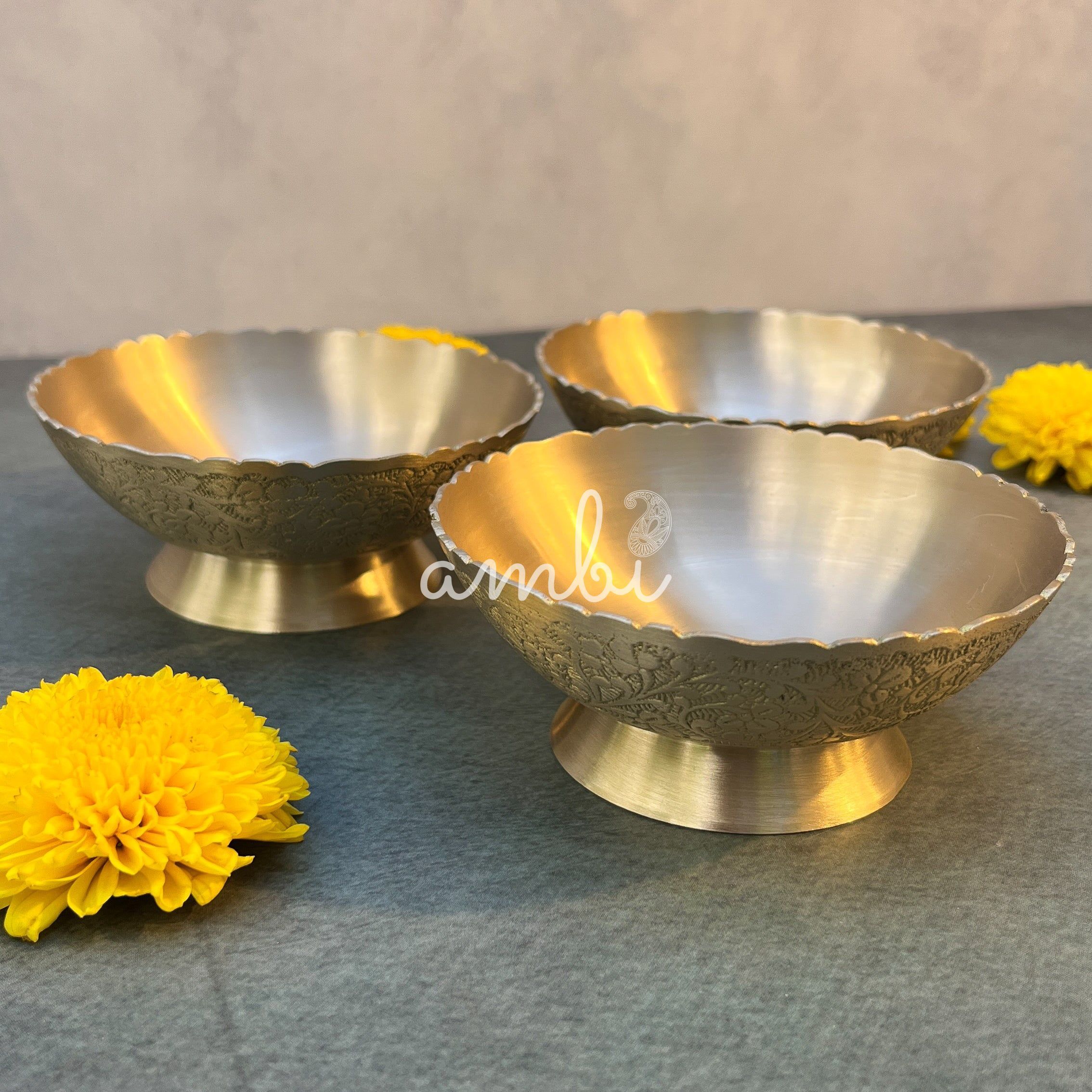 AMBI Handcrafted 100% Pure Brass Dessert / Nut Bowl with engraving Set of 4