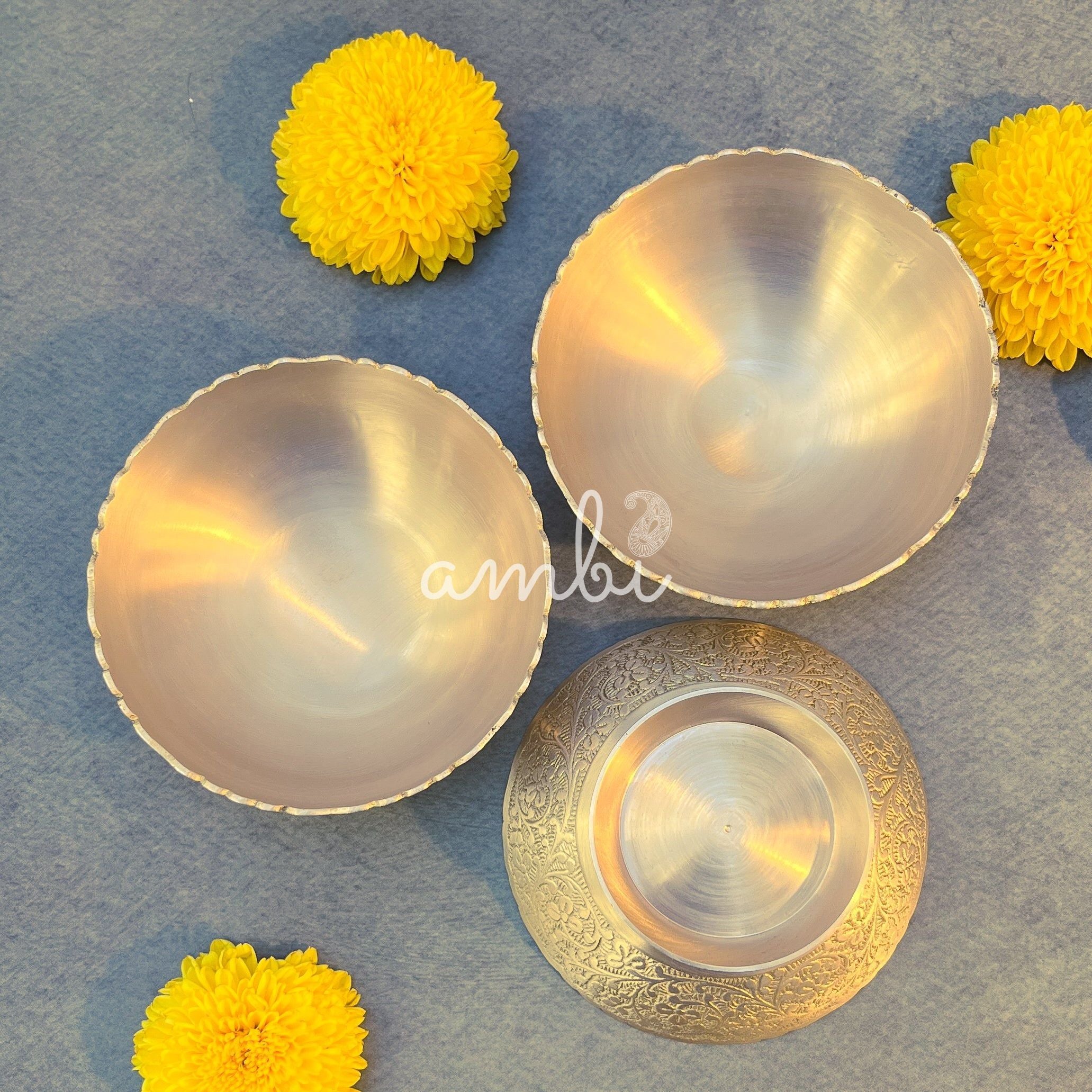 AMBI Handcrafted 100% Pure Brass Dessert / Nut Bowl with engraving Set of 4