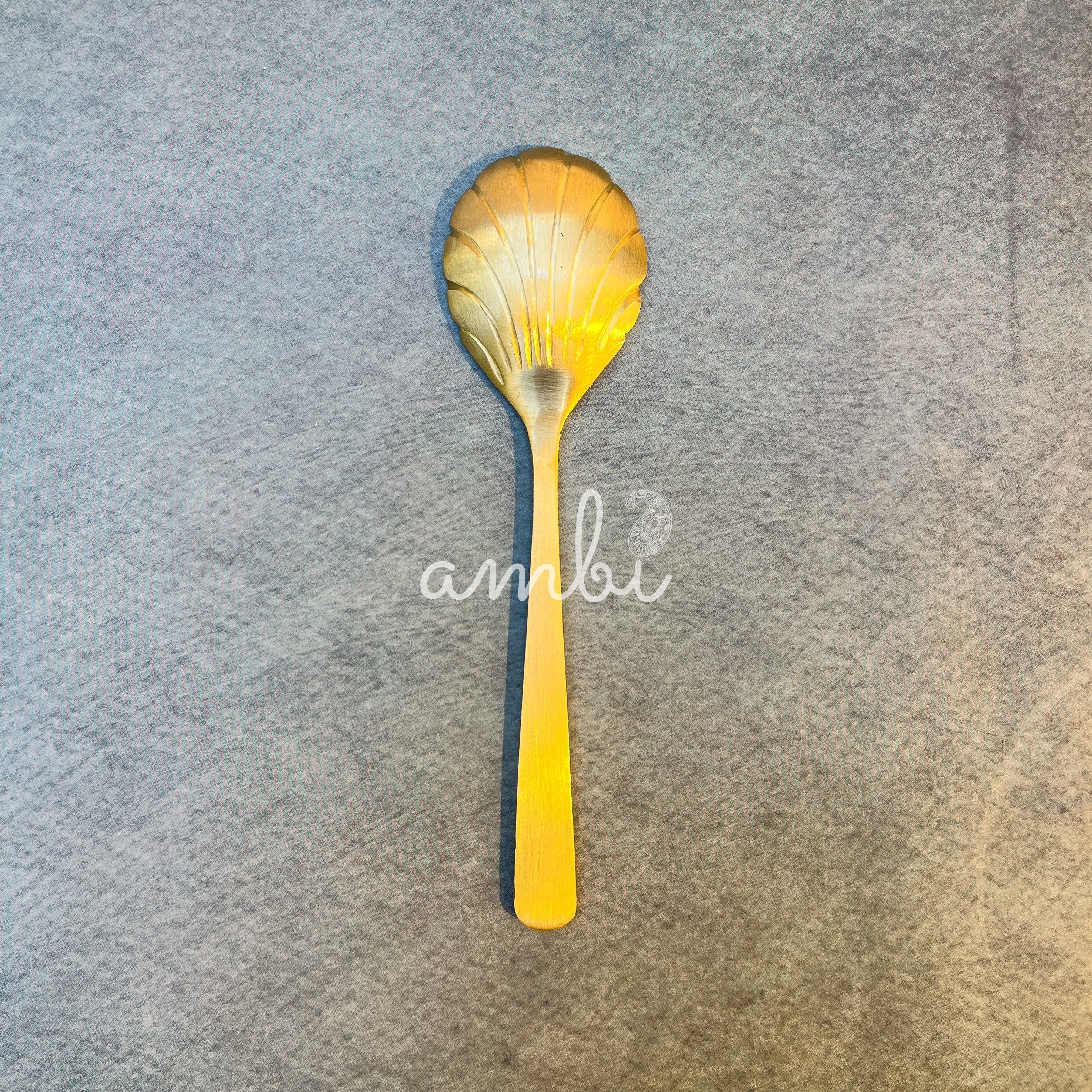 AMBI Pure Brass Artisan Shell-Motif Spoon Set of 1