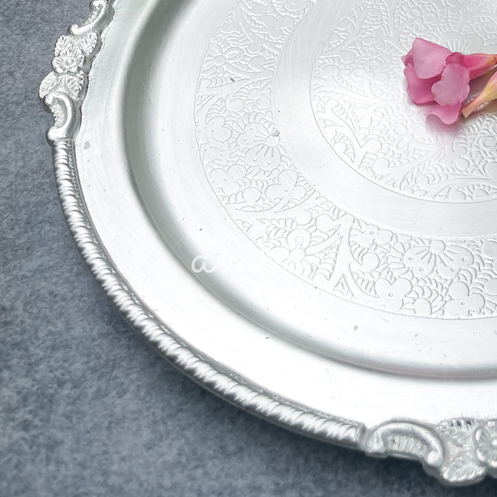 Ambi Elegant Gloss Finish Silver-Plated Engraved Plate - 8 inches