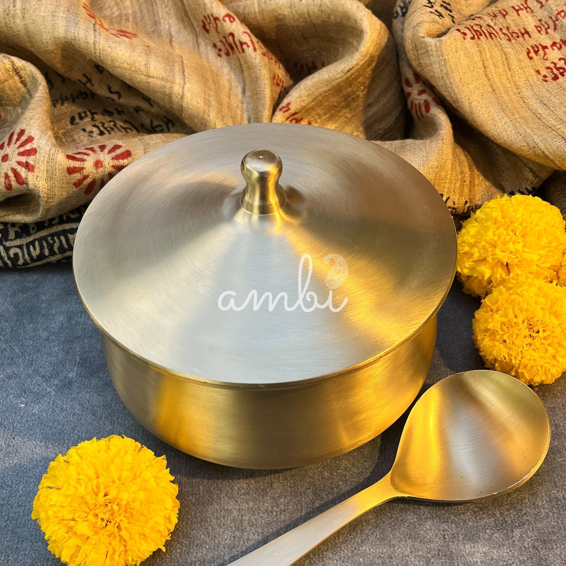 Ambi 100% Pure Lead-Free Kansa Serving Handi with Dome Lid & Serving Spoon – Medium Size