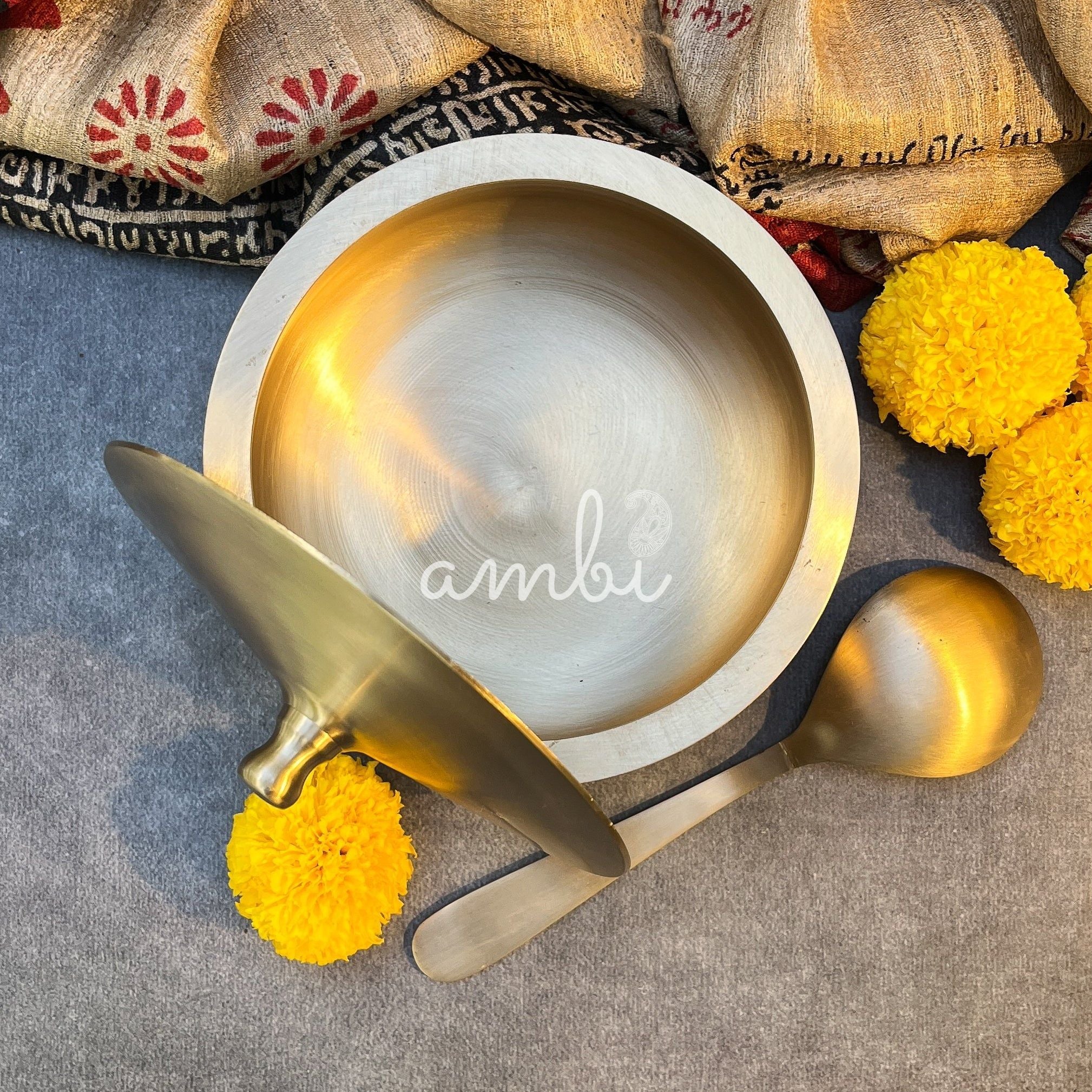 Ambi 100% Pure Lead-Free Kansa Serving Handi with Dome Lid & Serving Spoon – Medium Size