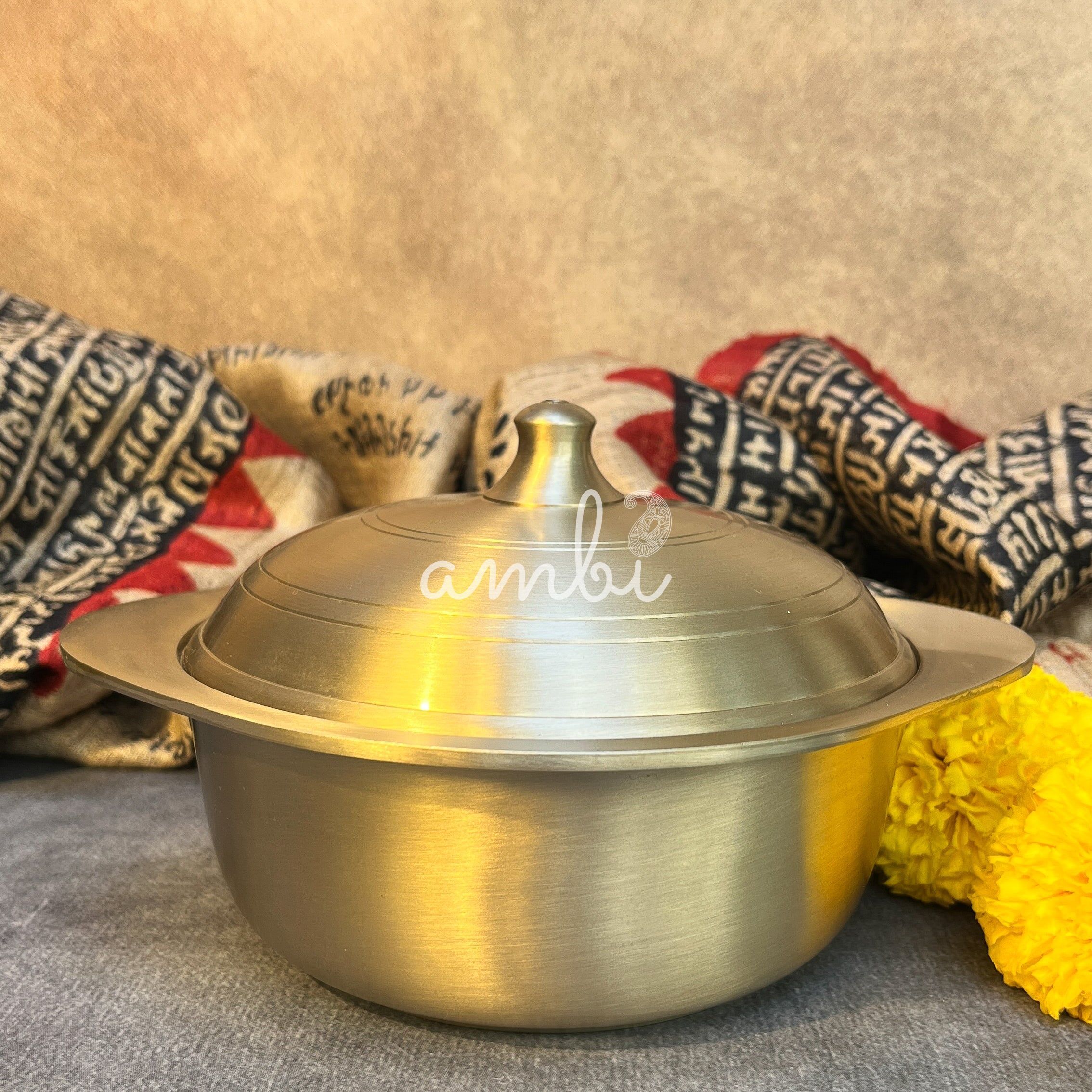 Ambi 100% Pure Lead-Free Kansa Serving Handi with Dome Lid – Medium Size