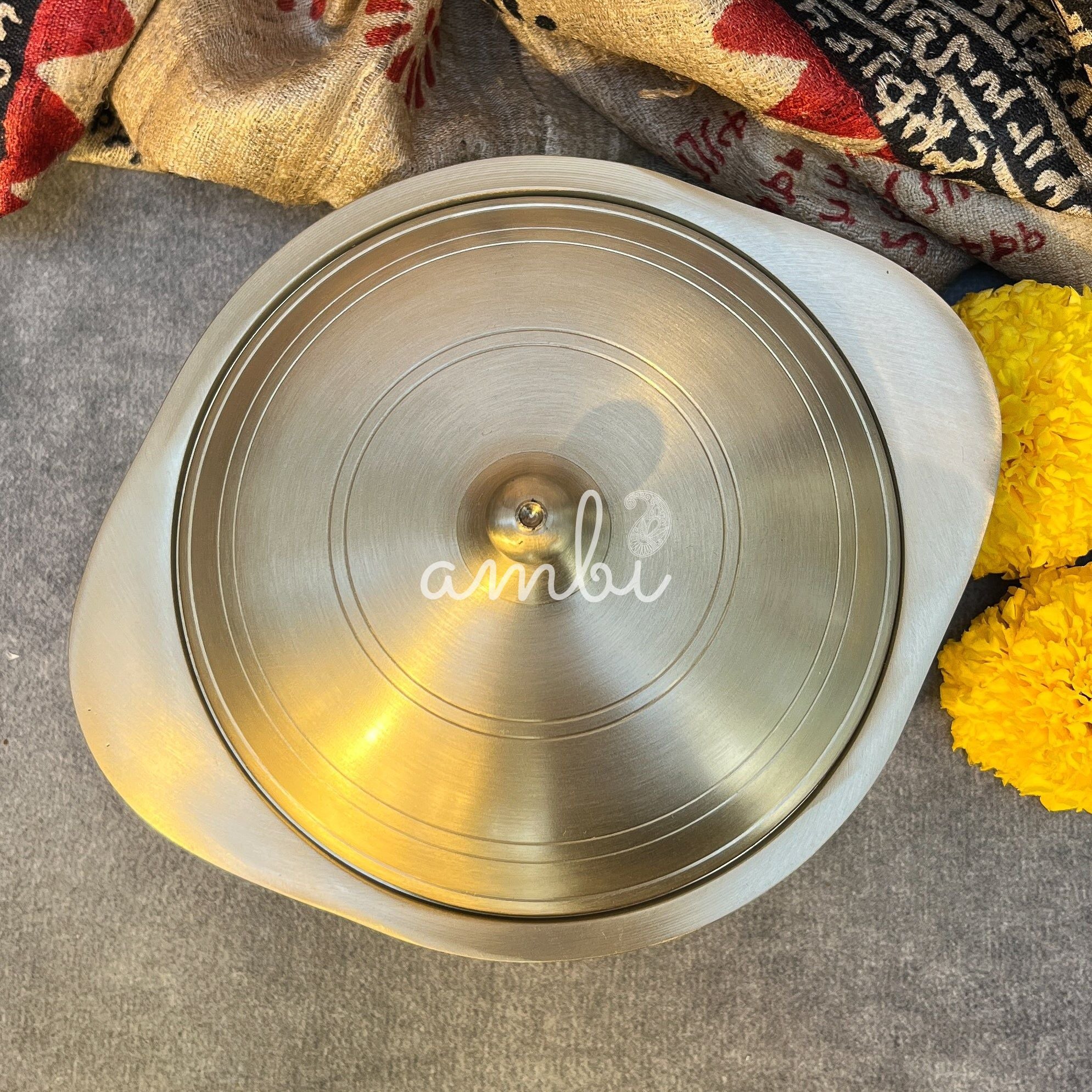 Ambi 100% Pure Lead-Free Kansa Serving Handi with Dome Lid – Medium Size