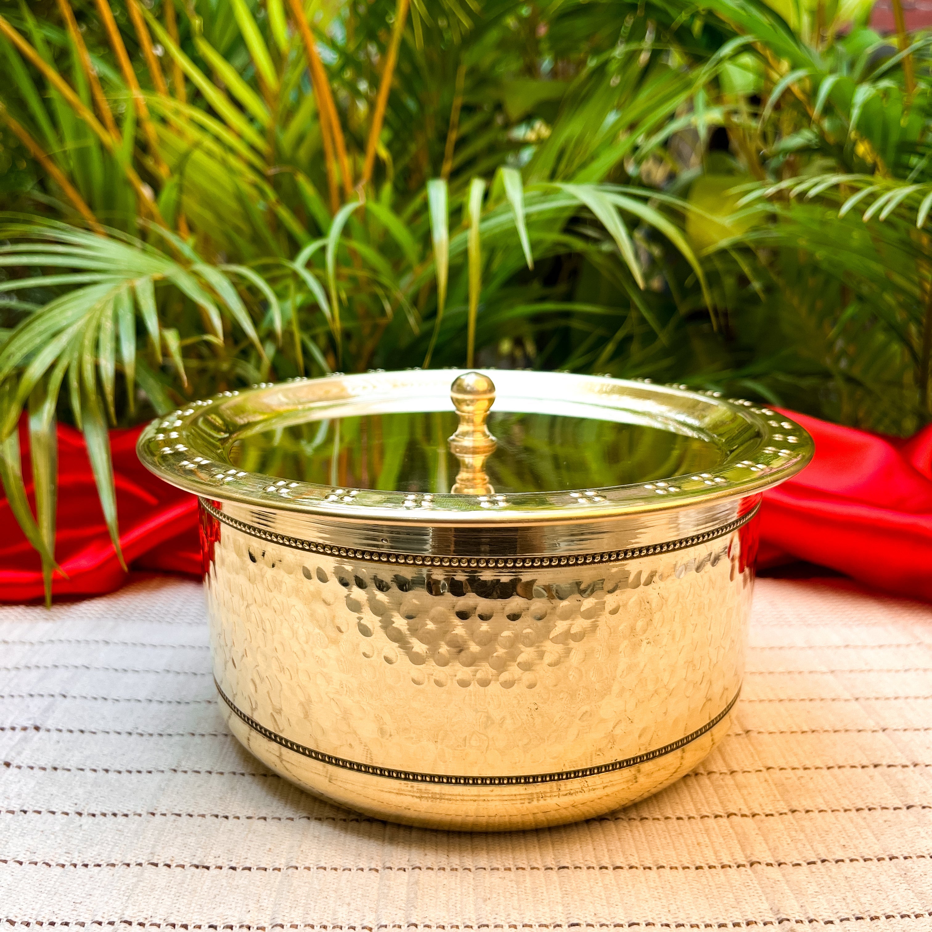 Ambi Home Pure Brass Medium Hammered Milk Boiling Pateela with Lid | 1.5L Traditional Indian Cooking Pot