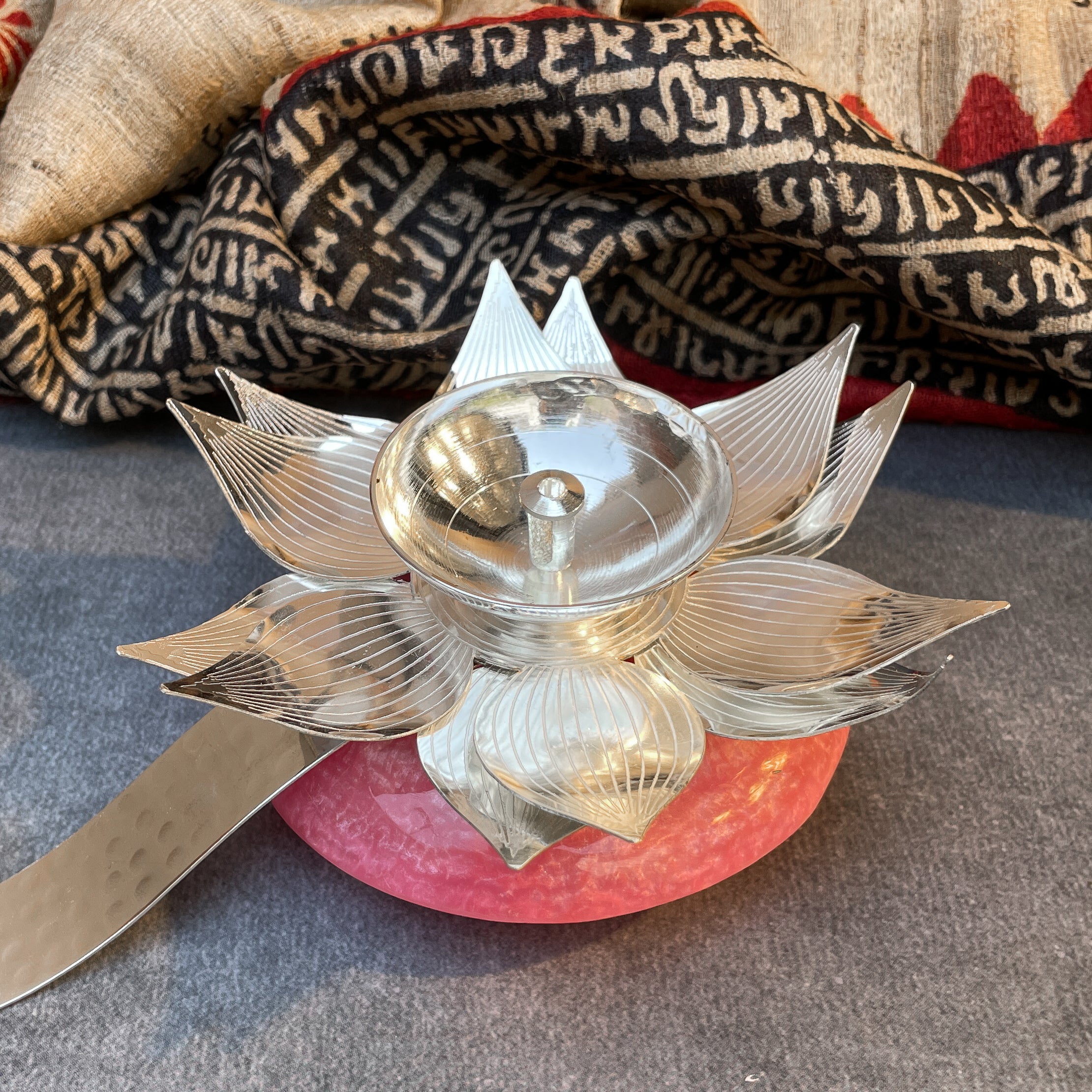 Ambi Silver-Plated Brass Lotus Diya – Decorative Aarti Lamp | 184g