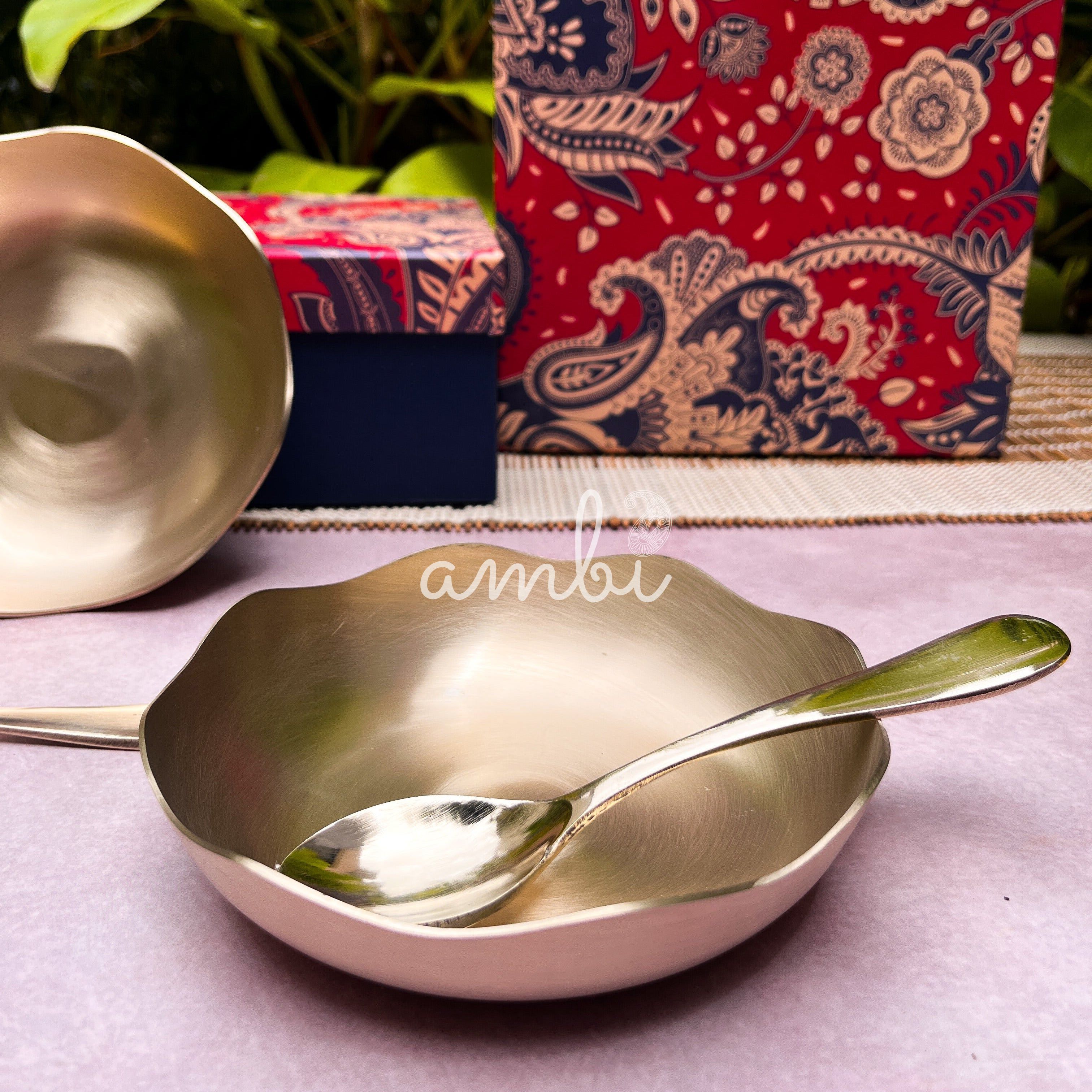 Ambi 100% Pure Lead-Free Kansa Fluted Edge Plate & Spoon Set of two 6 inch