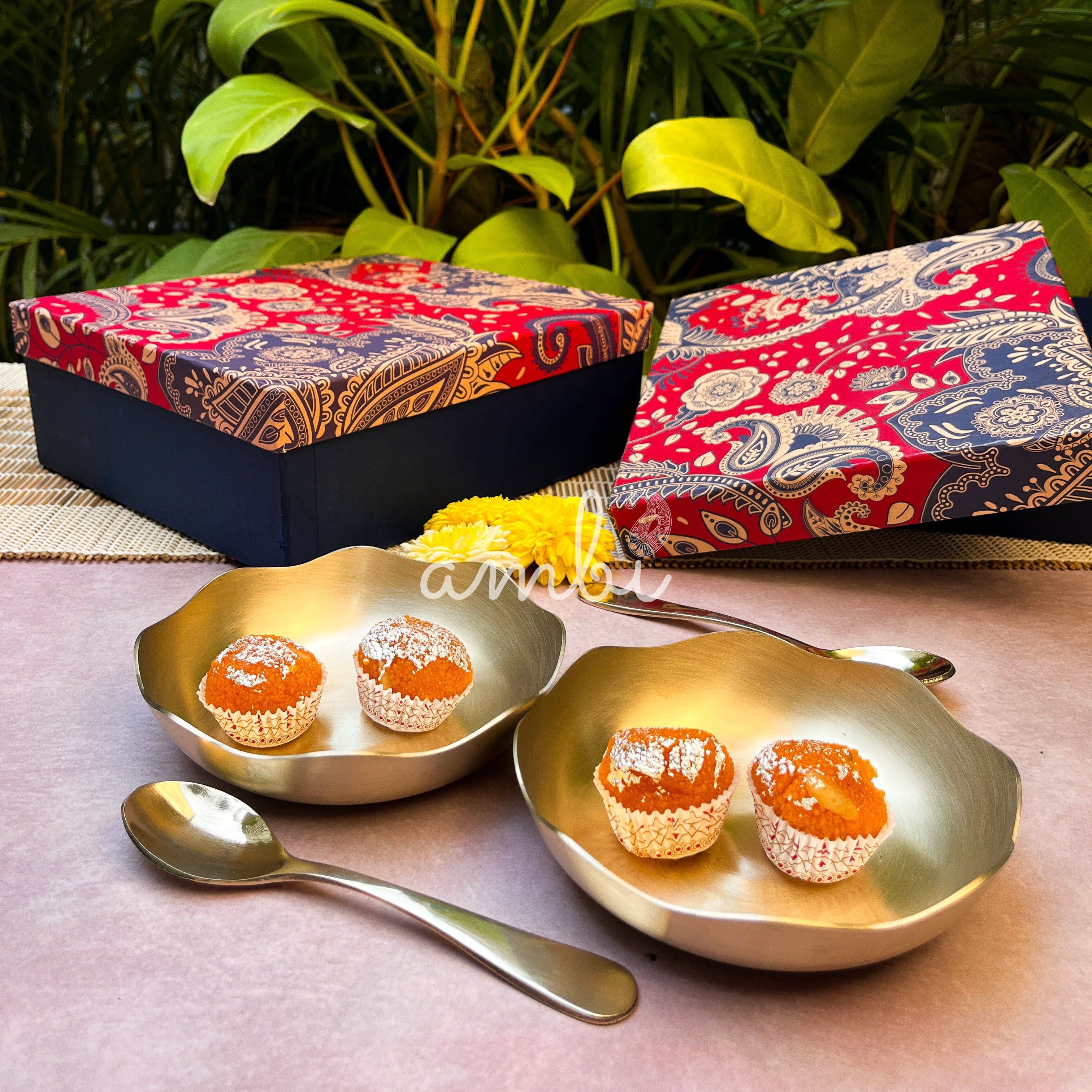 Ambi 100% Pure Lead-Free Kansa Fluted Edge Plate & Spoon Set of two 6 inch