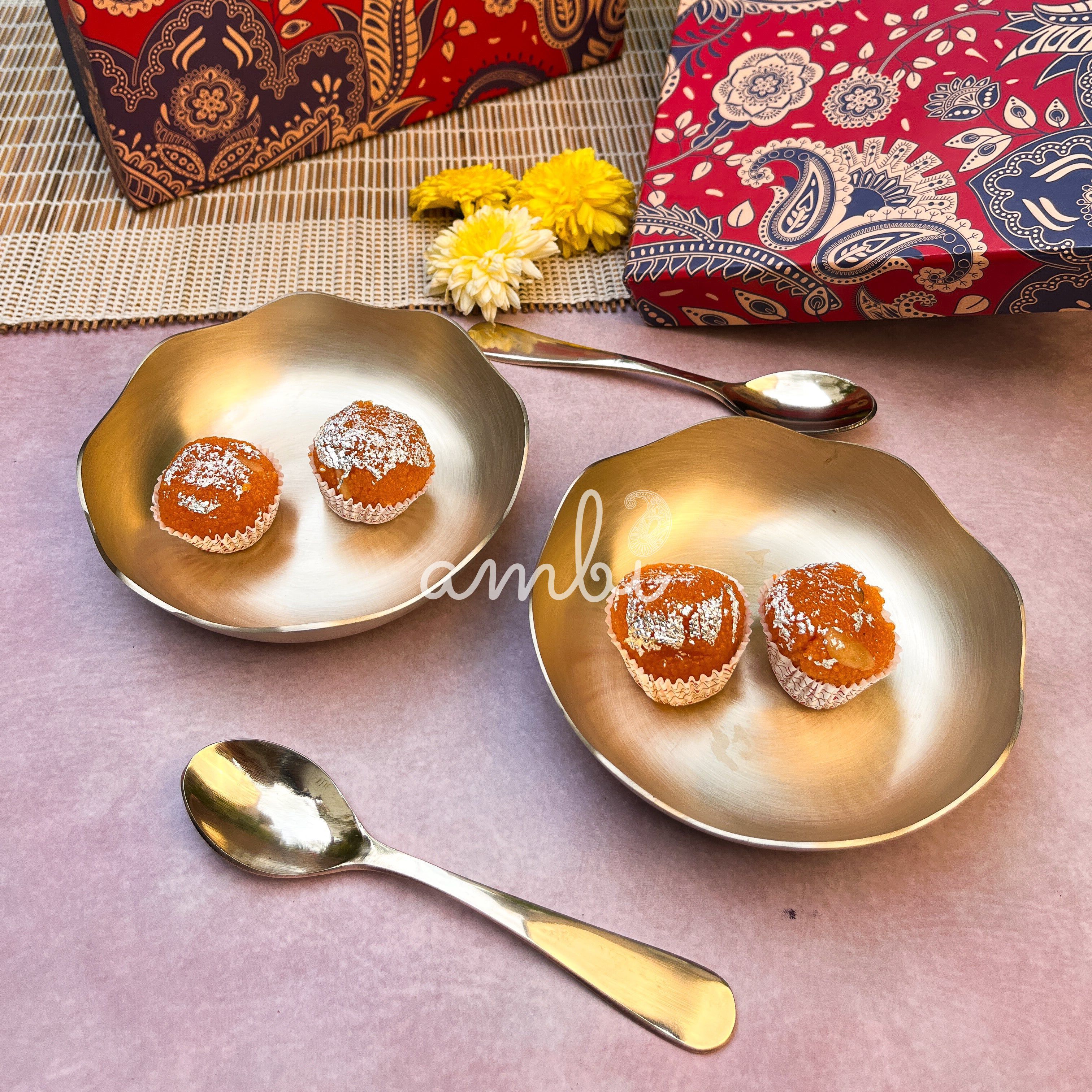 Ambi 100% Pure Lead-Free Kansa Fluted Edge Plate & Spoon Set of two 6 inch