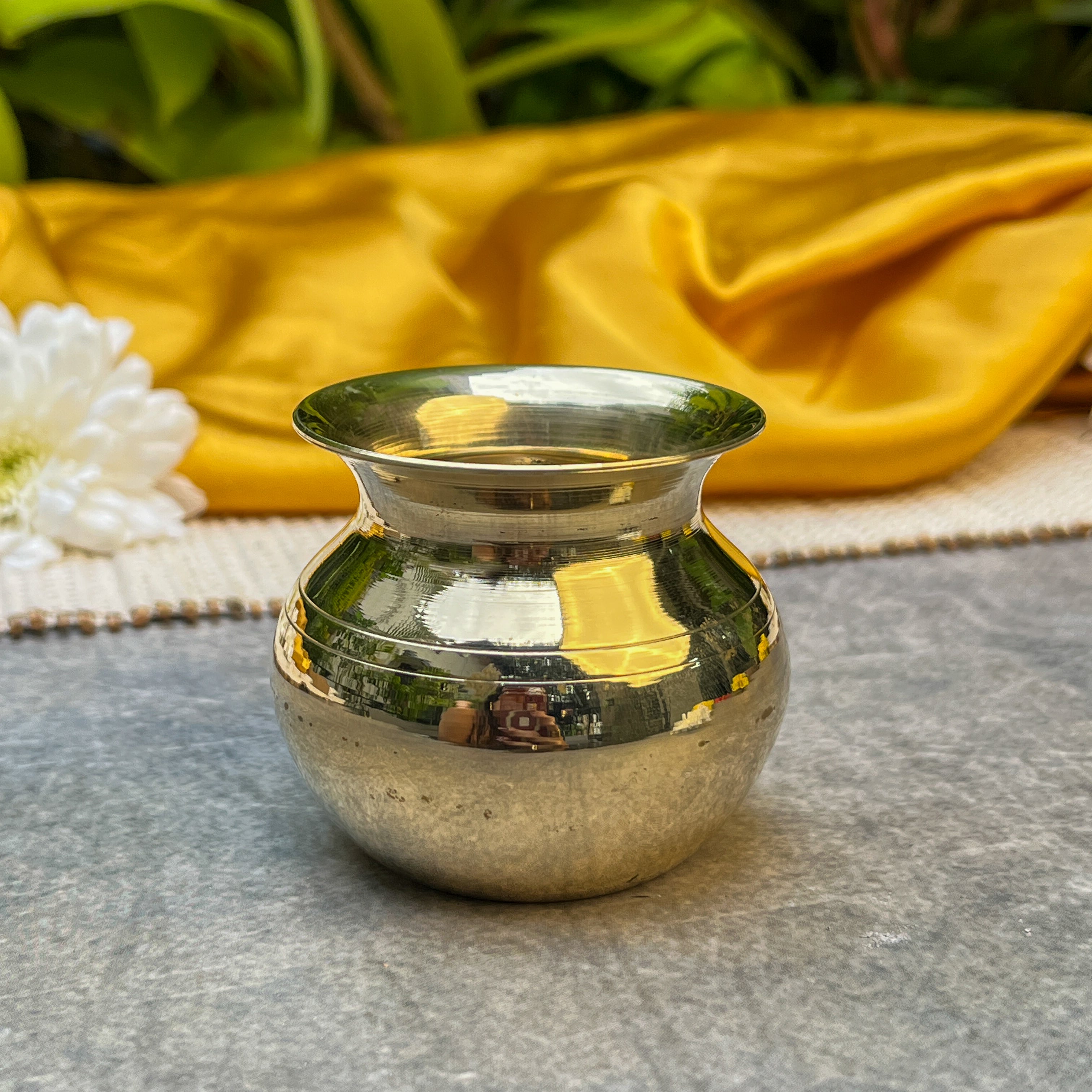 Ambi 100% Pure Brass Pooja Madrasi Lota for Pooja / Abhishek - Small - 2.5 Inches height - Set of 2