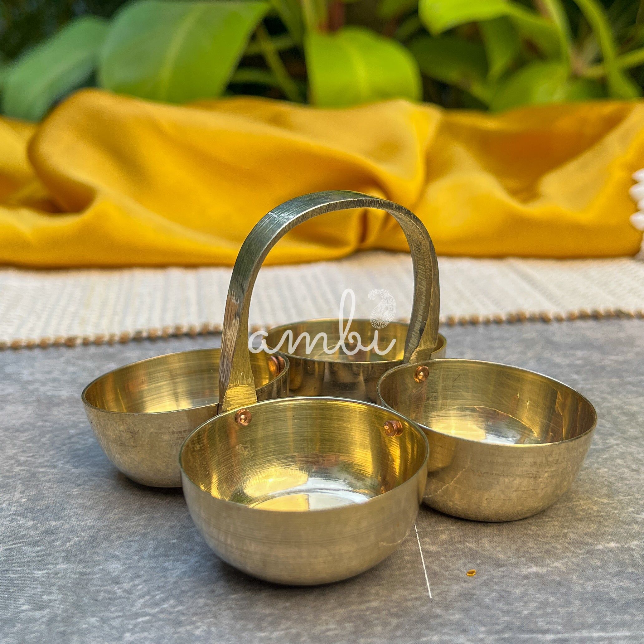AMBI Brass Chowmukh Chawal, Roli, Haldi, Kumkum Holder for Pooja / Temple - Medium
