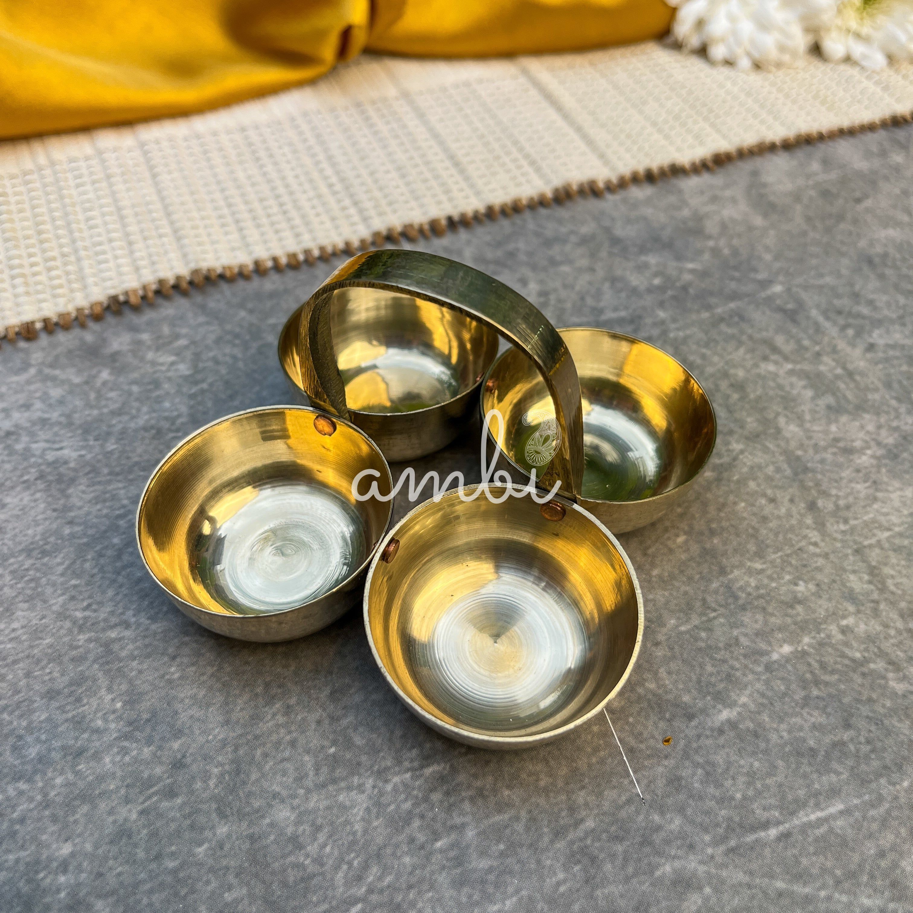 AMBI Brass Chowmukh Chawal, Roli, Haldi, Kumkum Holder for Pooja / Temple - Medium