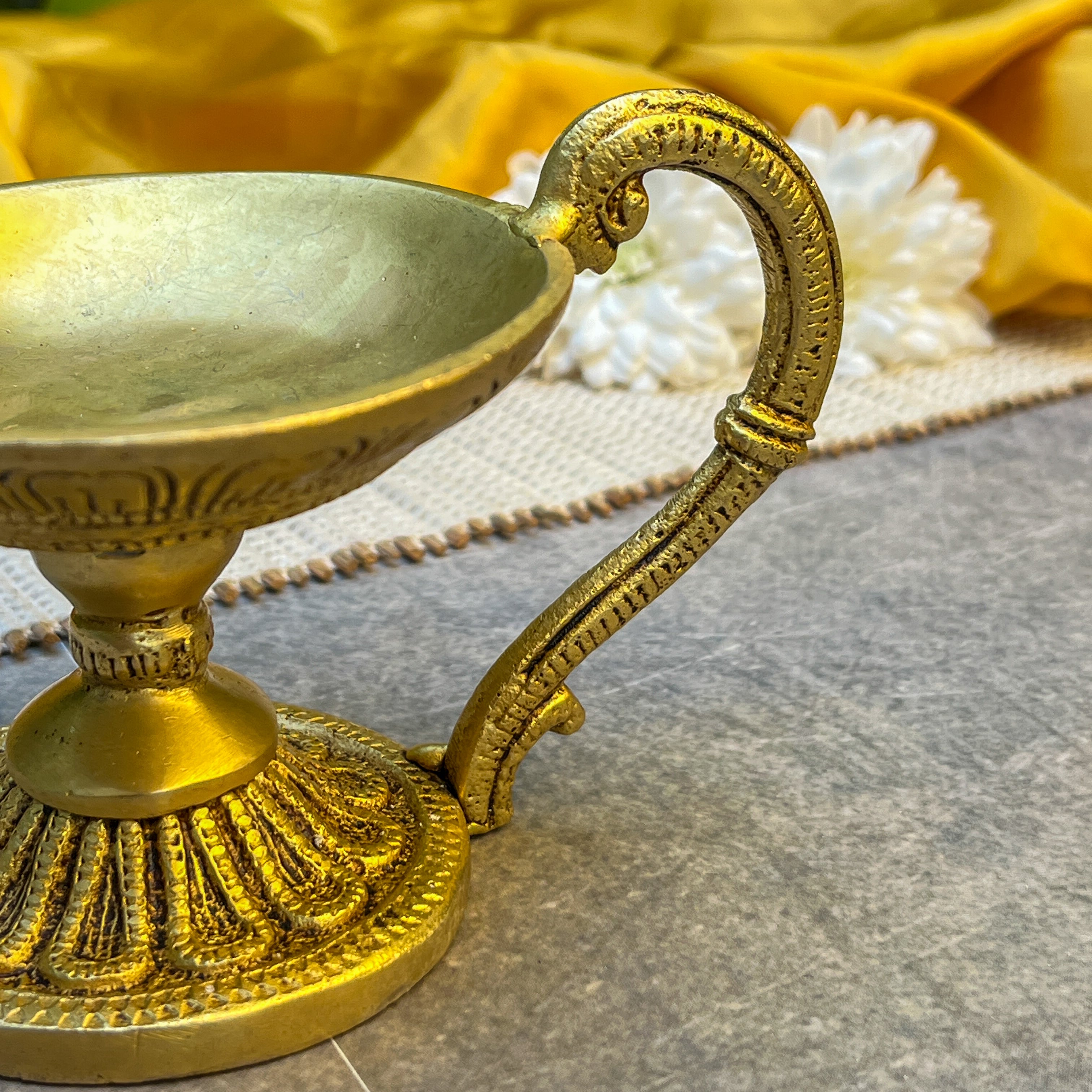 Pure Brass Antique Look Dhoop Puja Aarti Diya with Handle - Heavy Make