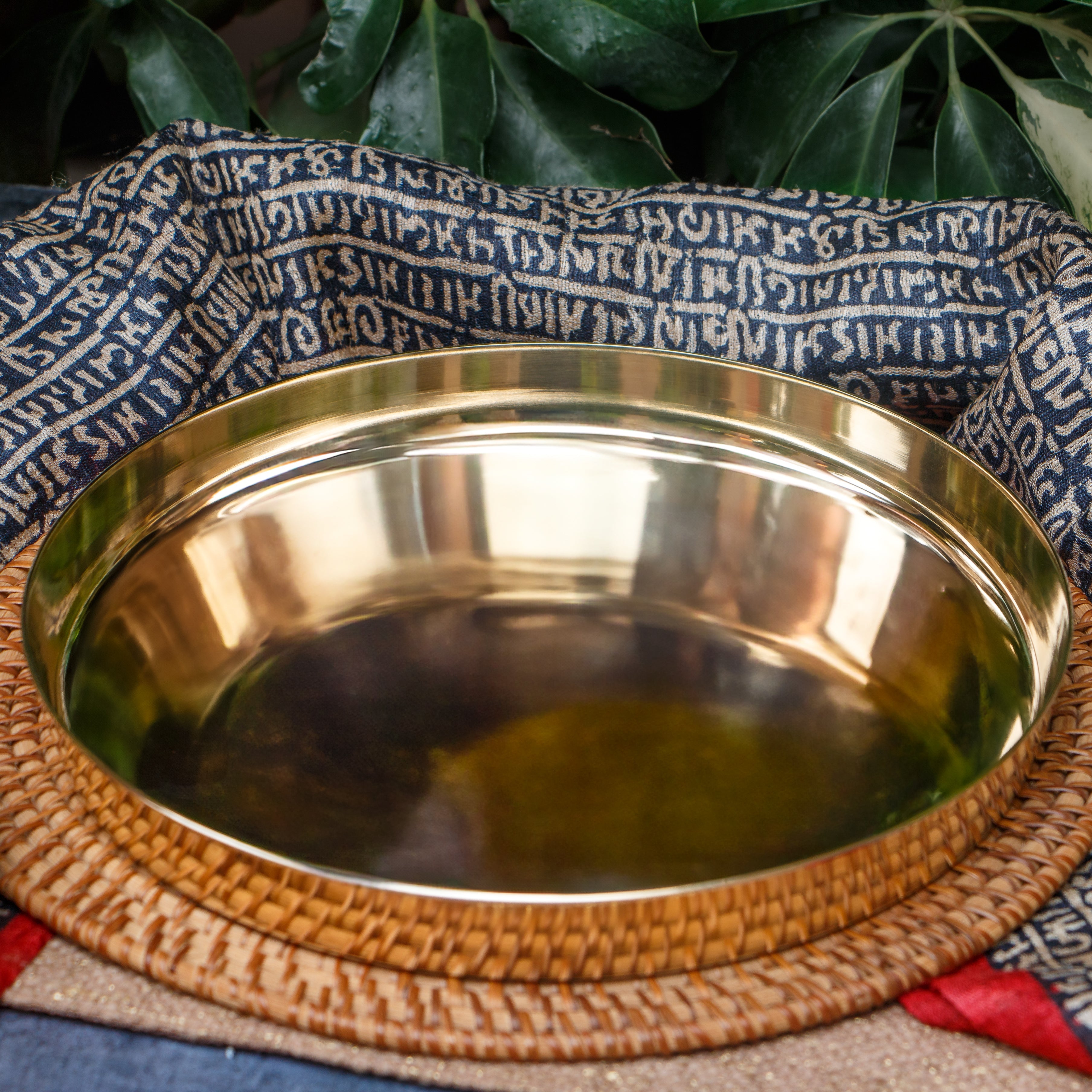 Ambi Pure Brass Heavy Thali for Pooja / Serving Food 10 inch