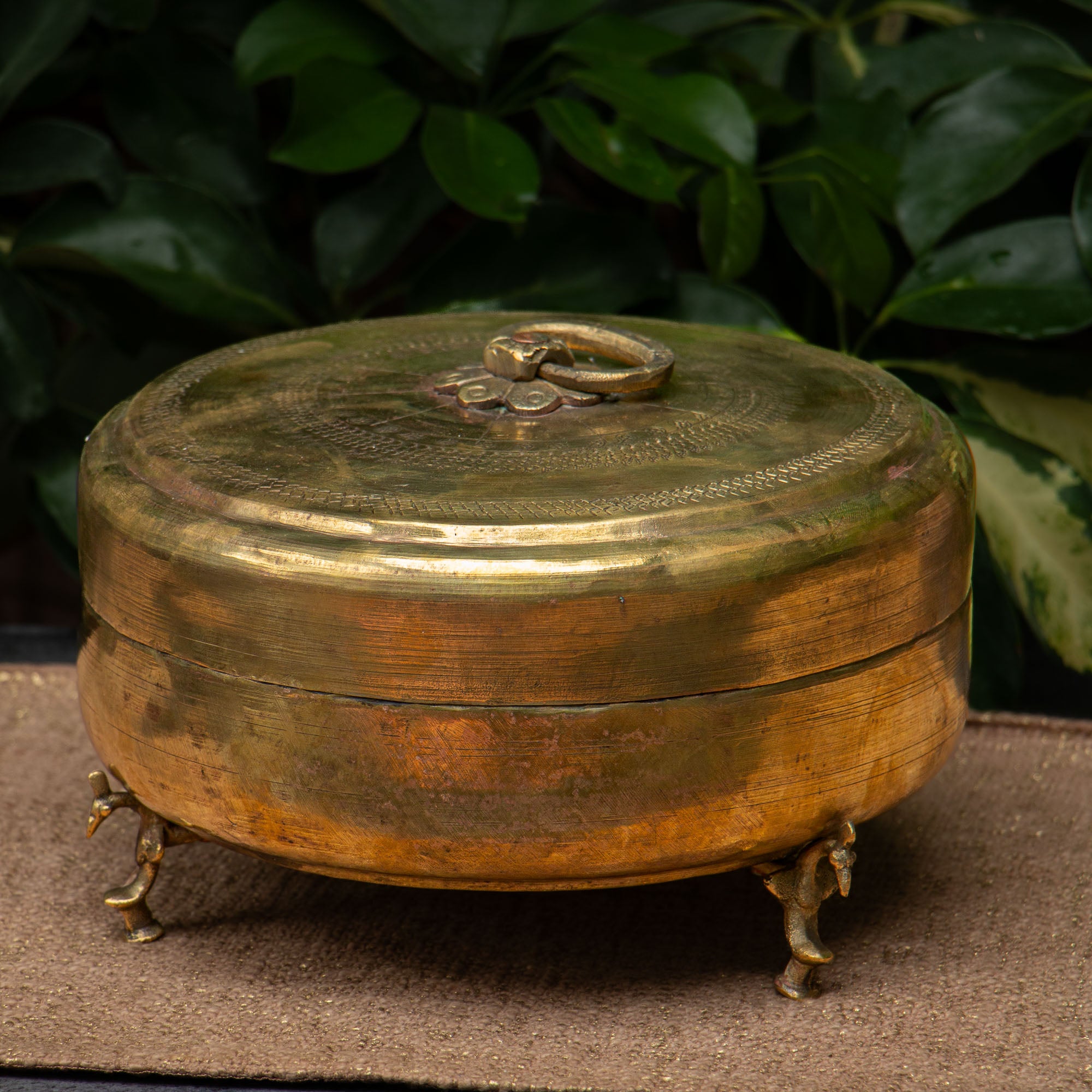 Ambi Pure Brass Rare True Vintage Roti Box on Legs - Large 10 inches Diameter