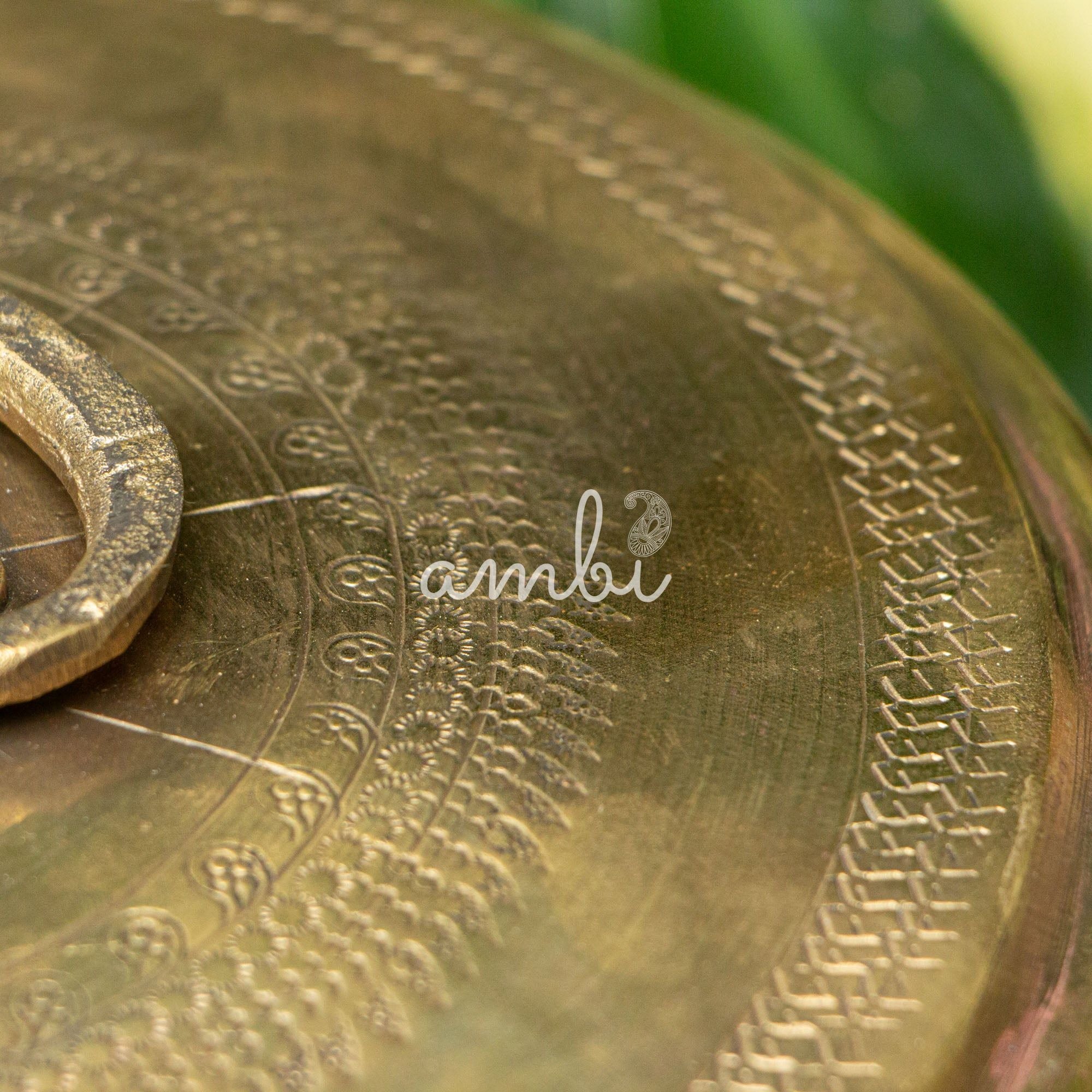 Ambi Pure Brass Rare True Vintage Roti Box on Legs - Large 10 inches Diameter