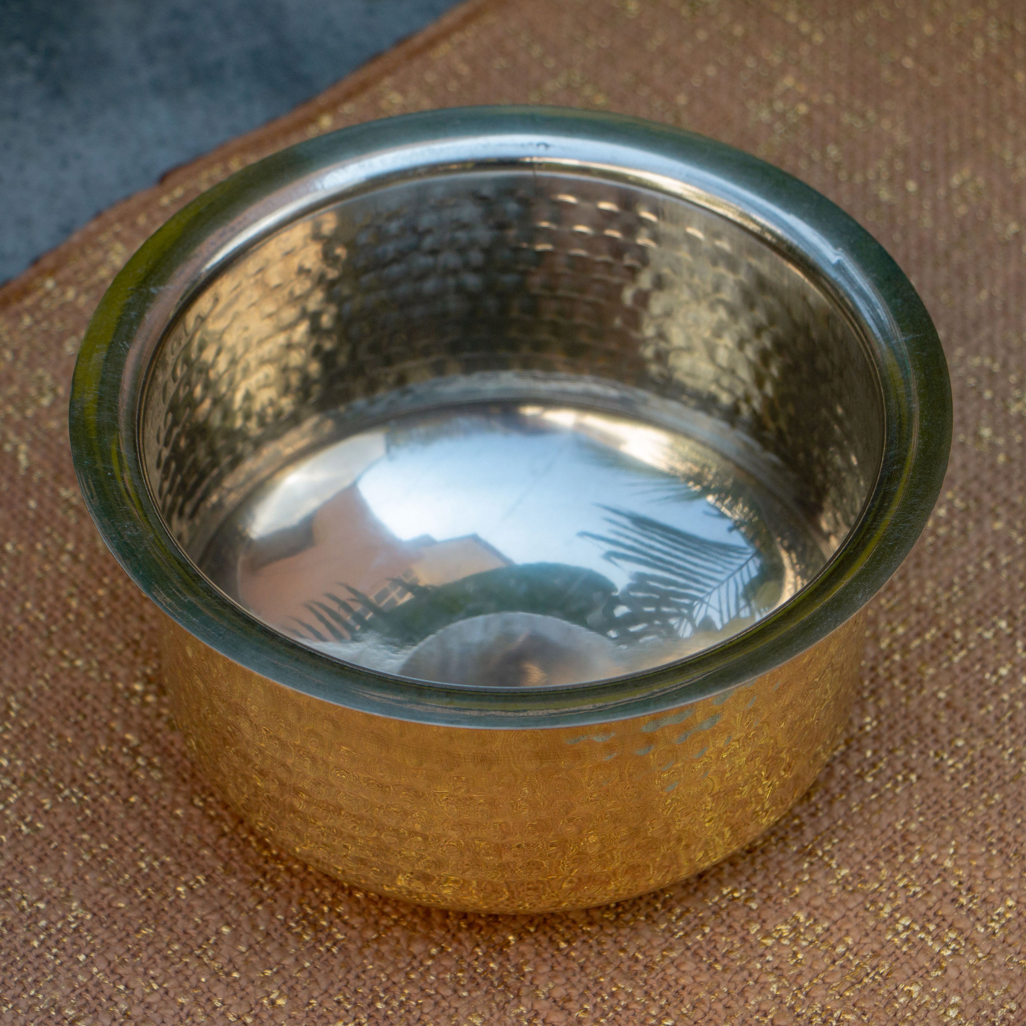 Ambi Beautiful Pure Brass Traditional Hammered Patila / Tope / Bhigona (with Kalai Tin Coating) - 2 Litres - 7 Inch Diameter