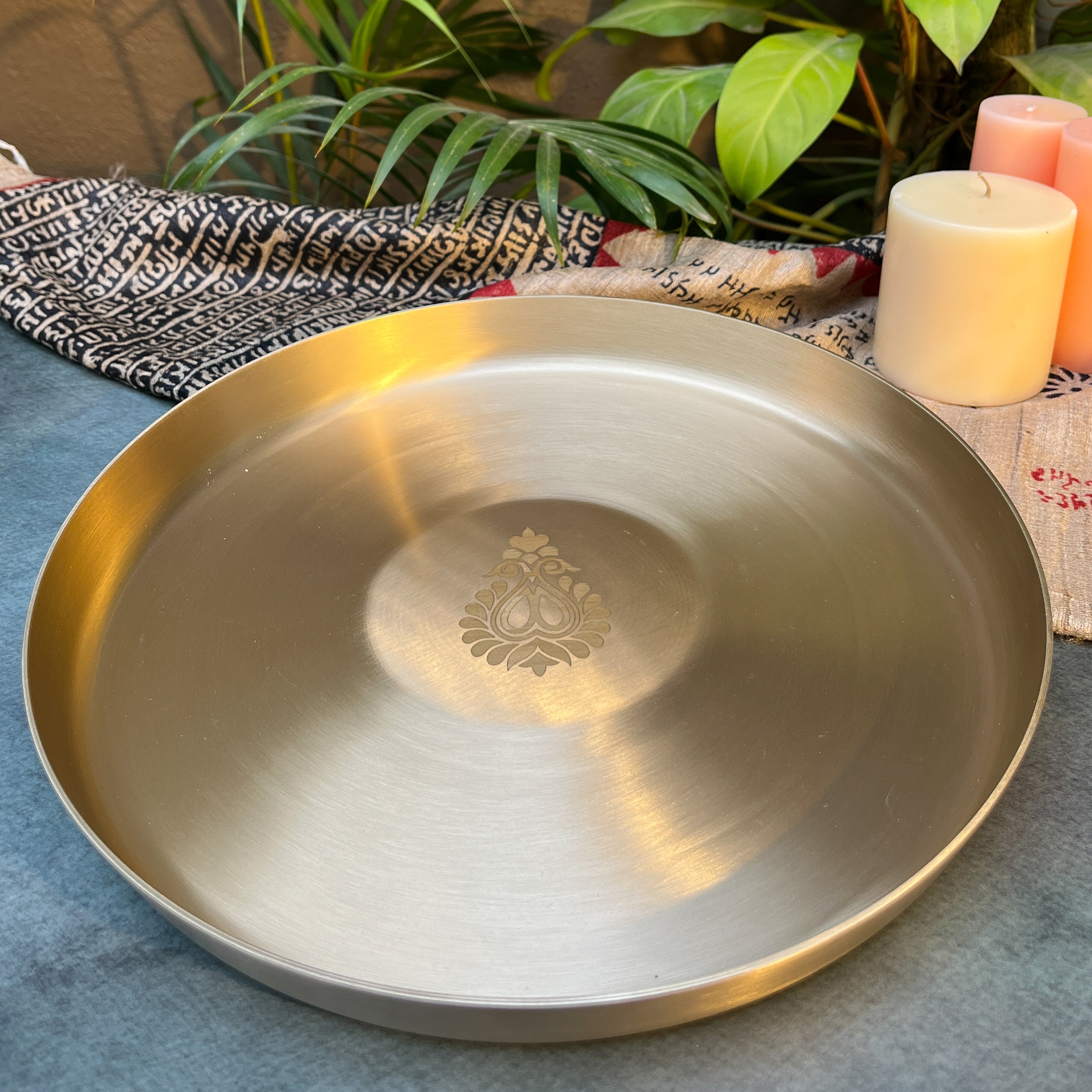 AMBI 100% Pure Kansa Dining Plate / Thali / Pooja Plate with Laser Cut Paisley Design- 12 Inch