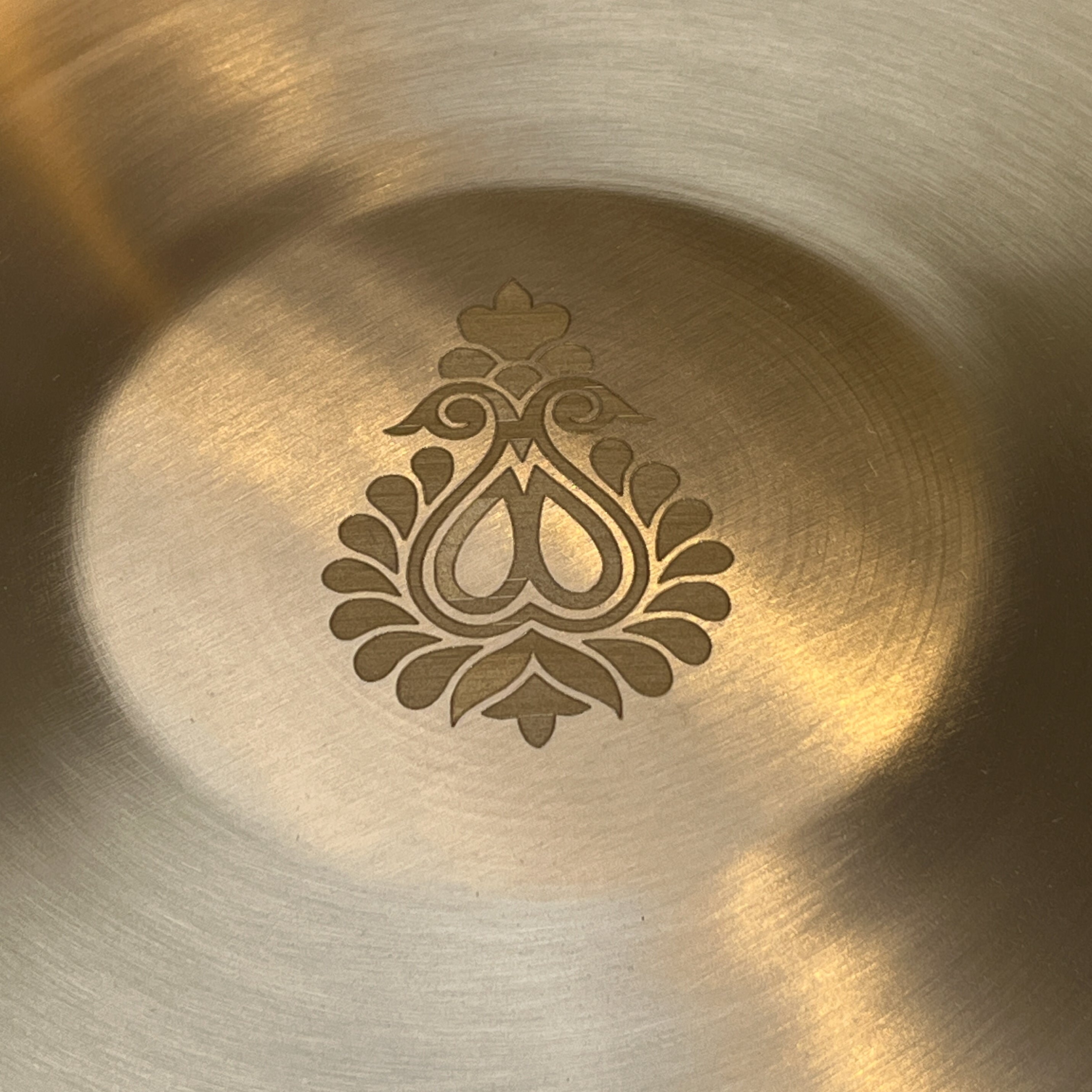 AMBI 100% Pure Kansa Dining Plate / Thali / Pooja Plate with Laser Cut Paisley Design- 12 Inch