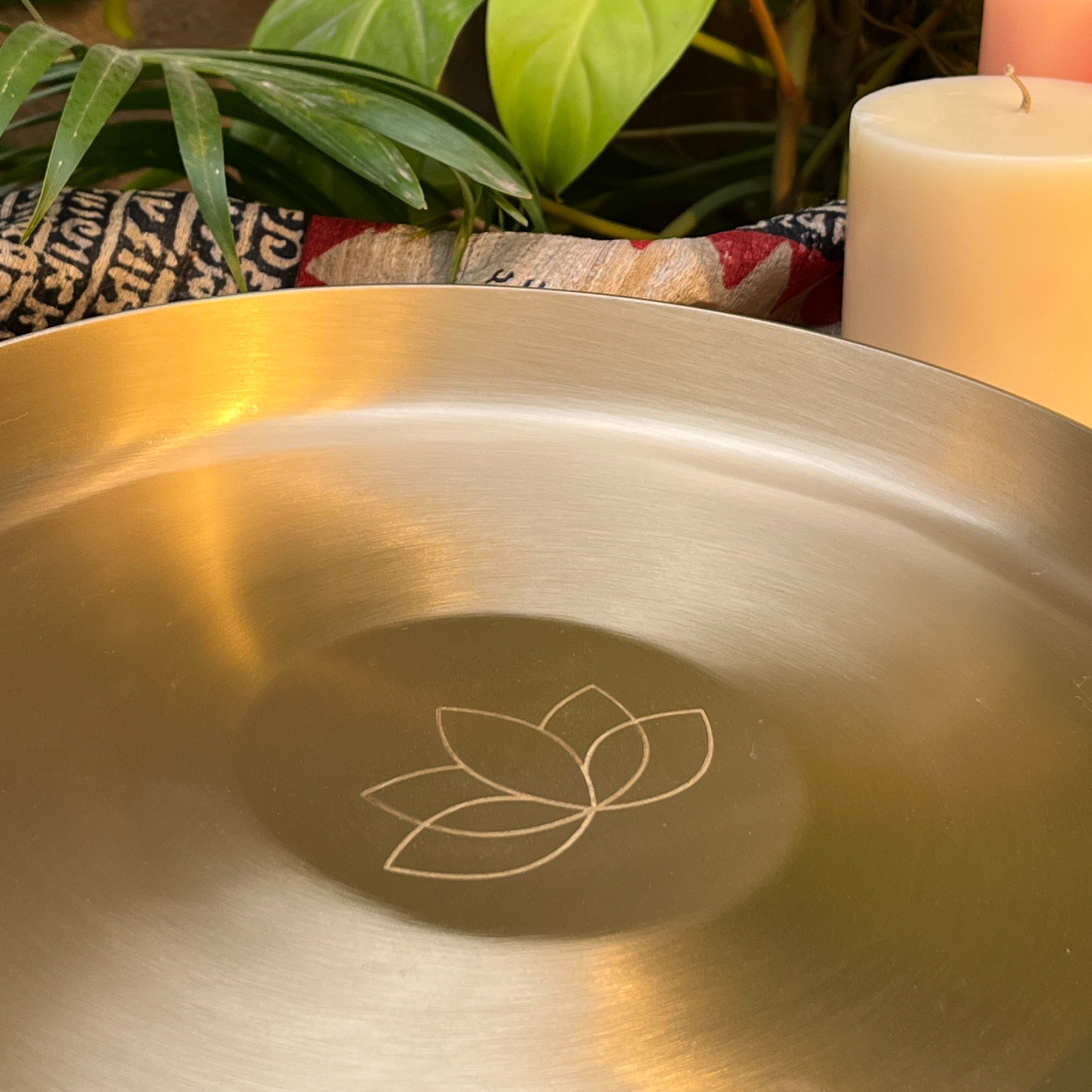 AMBI 100% Pure Kansa Dining Plate / Thali / Pooja Plate with Laser Cut Lotus Design- 12 inches