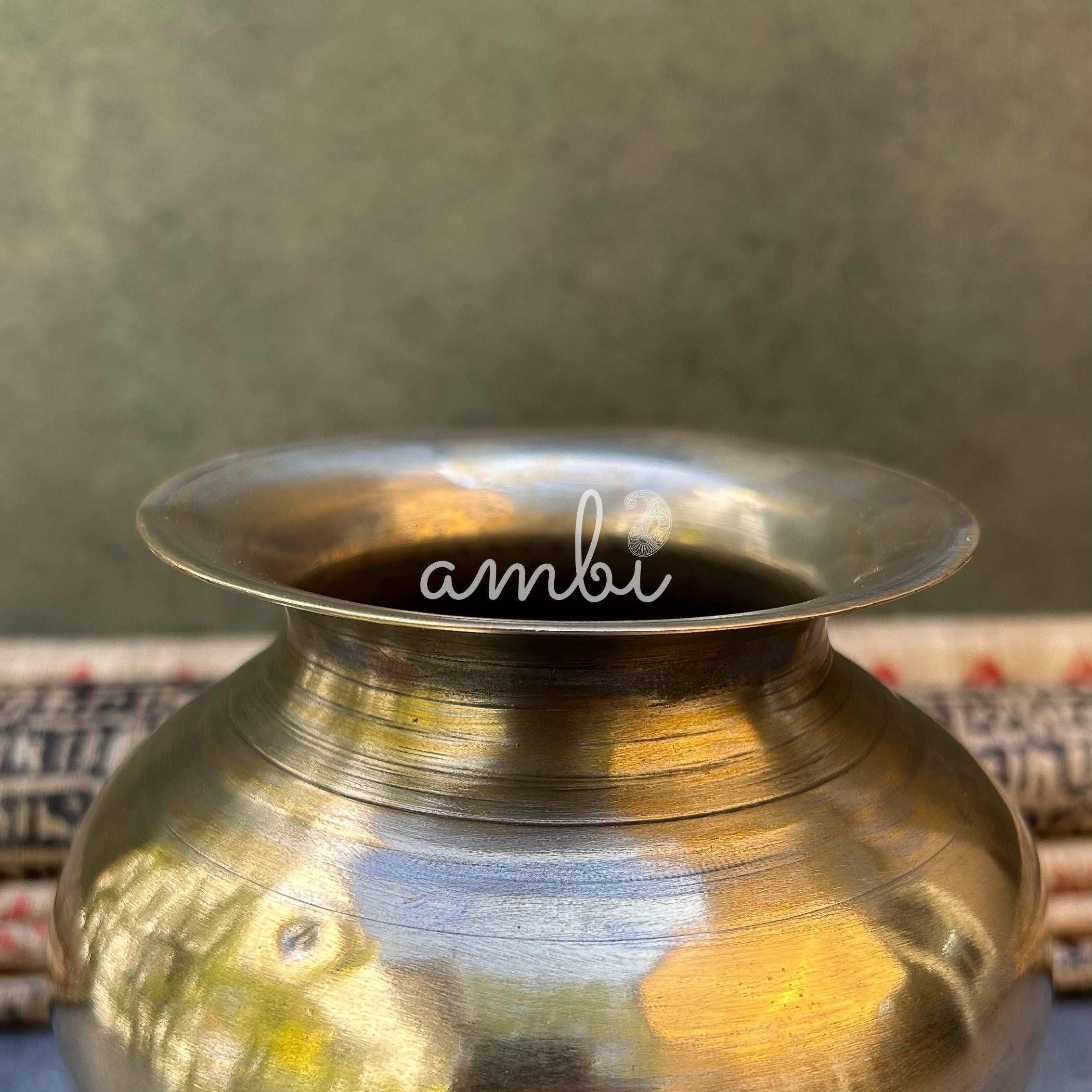 Ambi Vintage Decorative Pure Brass Water Pot with Ornate Animal Legs