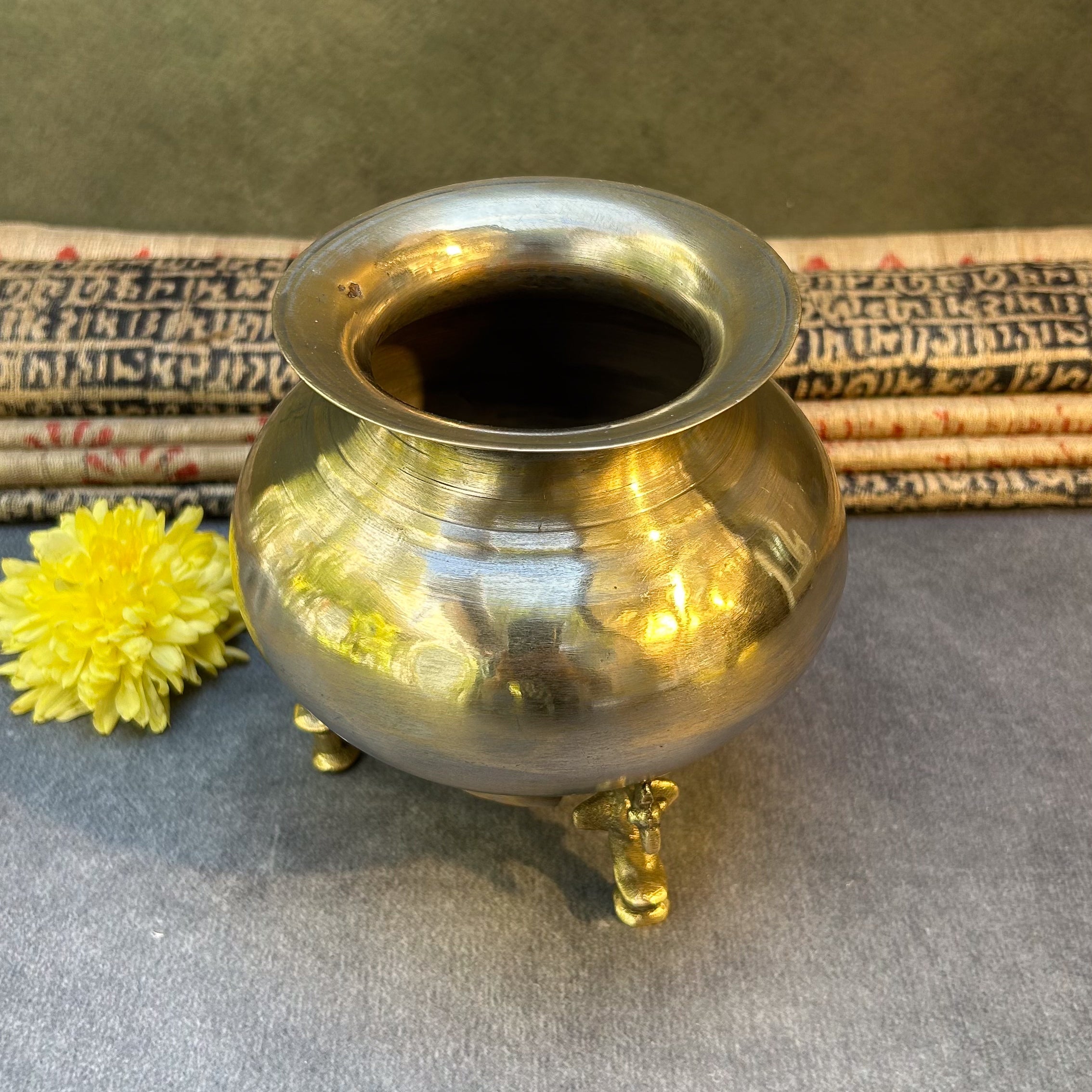 Ambi Vintage Decorative Pure Brass Water Pot with Ornate Animal Legs