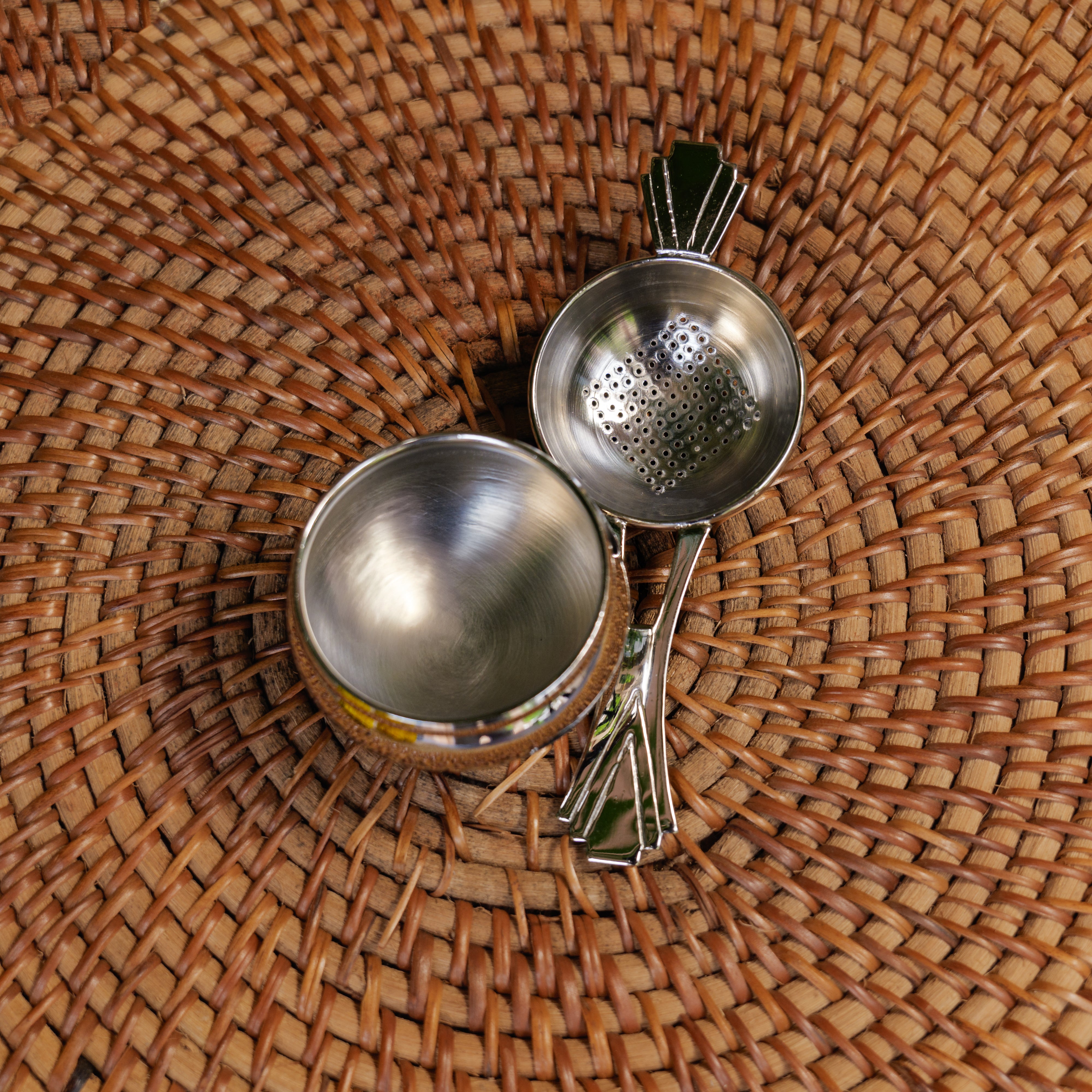 Victorian Style Brass Medium Sized Tea Strainer with Matte Finish and Resting Pot - Silver