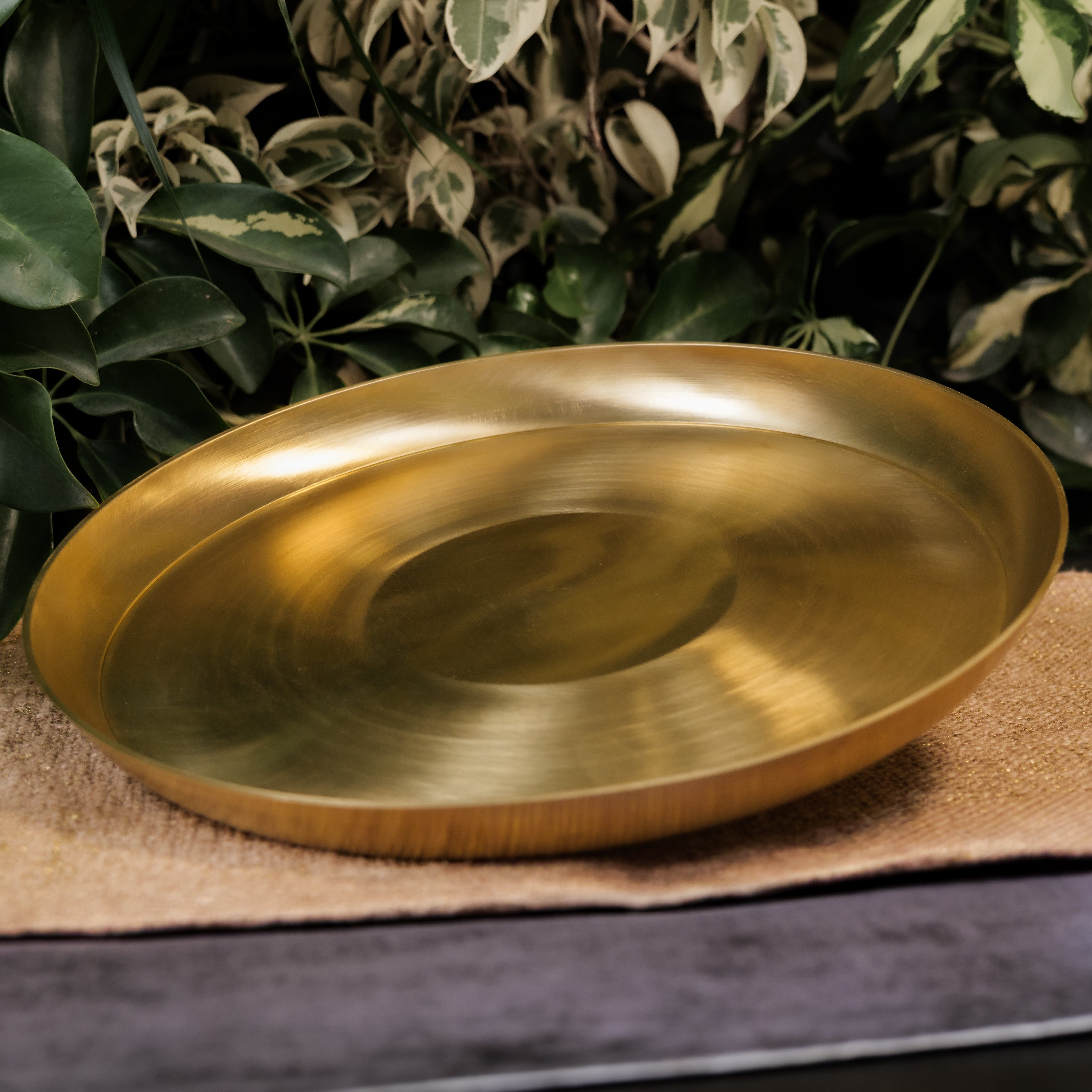 AMBI 100% Pure Brass Regular Dining Plate / Thali / Pooja Plate - 12 inches 1kg Curved Edge