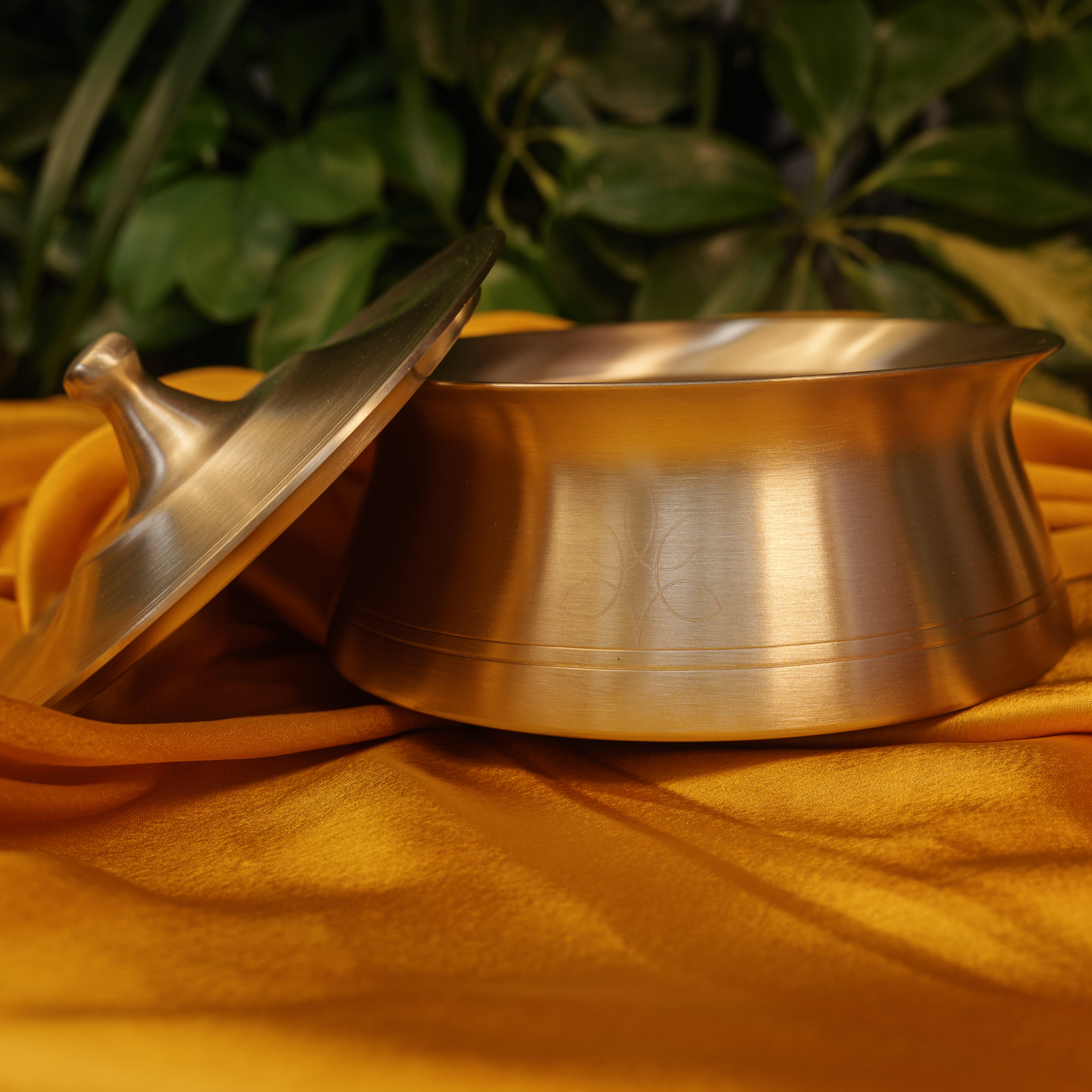 Modern Conical Shapes Laser Etched Lead Free 100% Pure Kansa Serving Bowl Handi with Heavy Lid - Small - 1.0 L