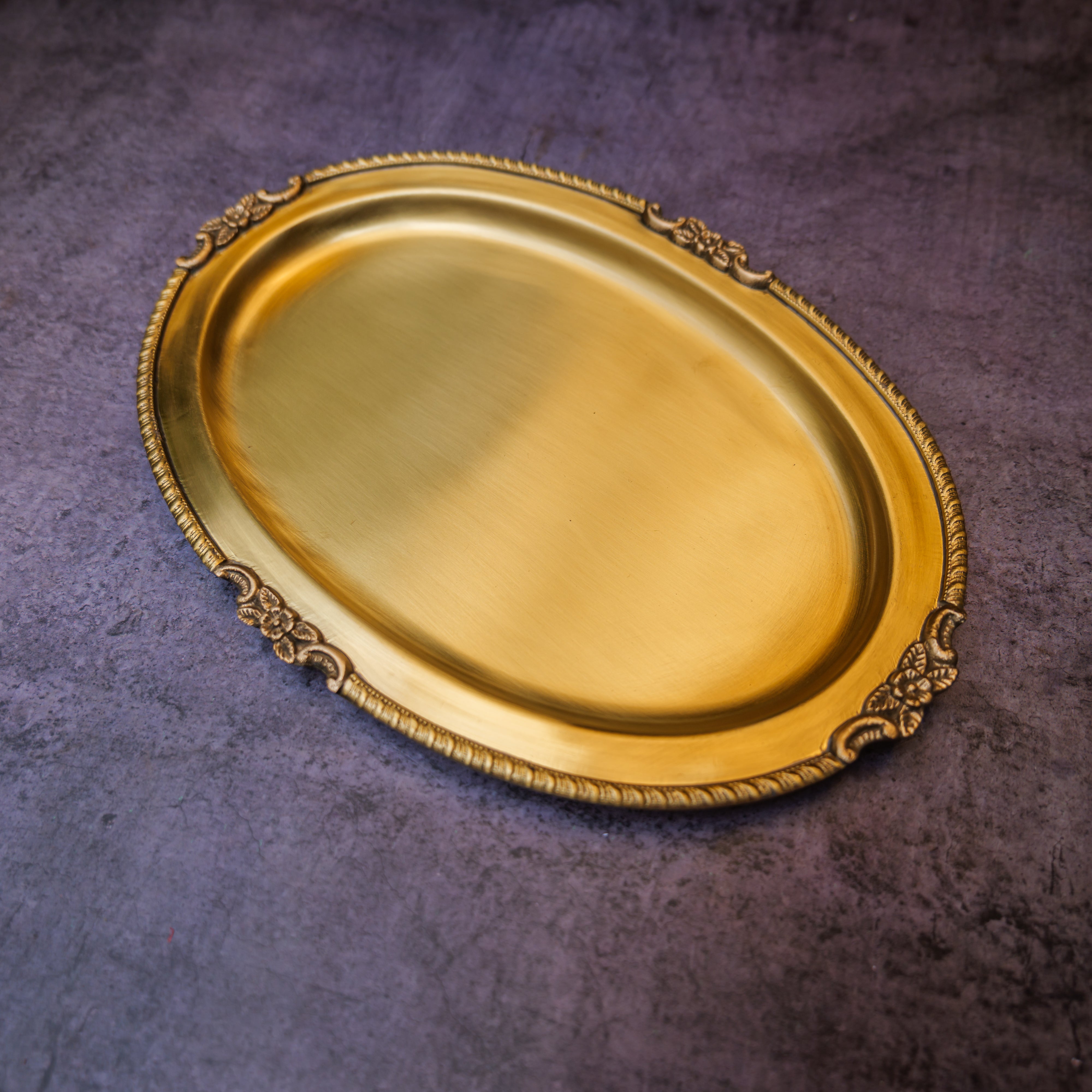 Ambi Pure Brass Serving Plate /Tray Oval - Big - 10 Inch