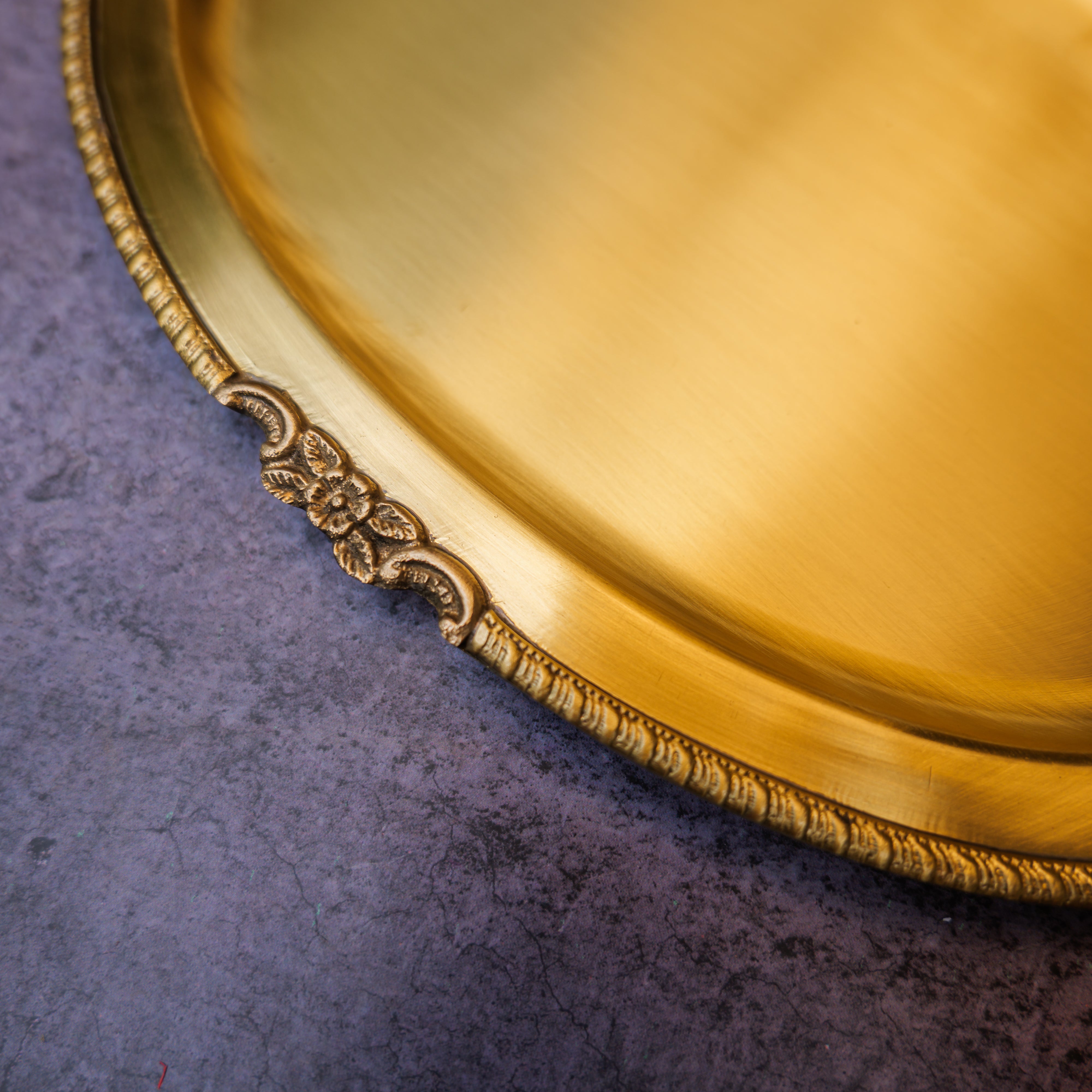Ambi Pure Brass Serving Plate /Tray Oval - Medium - 8.5 Inch