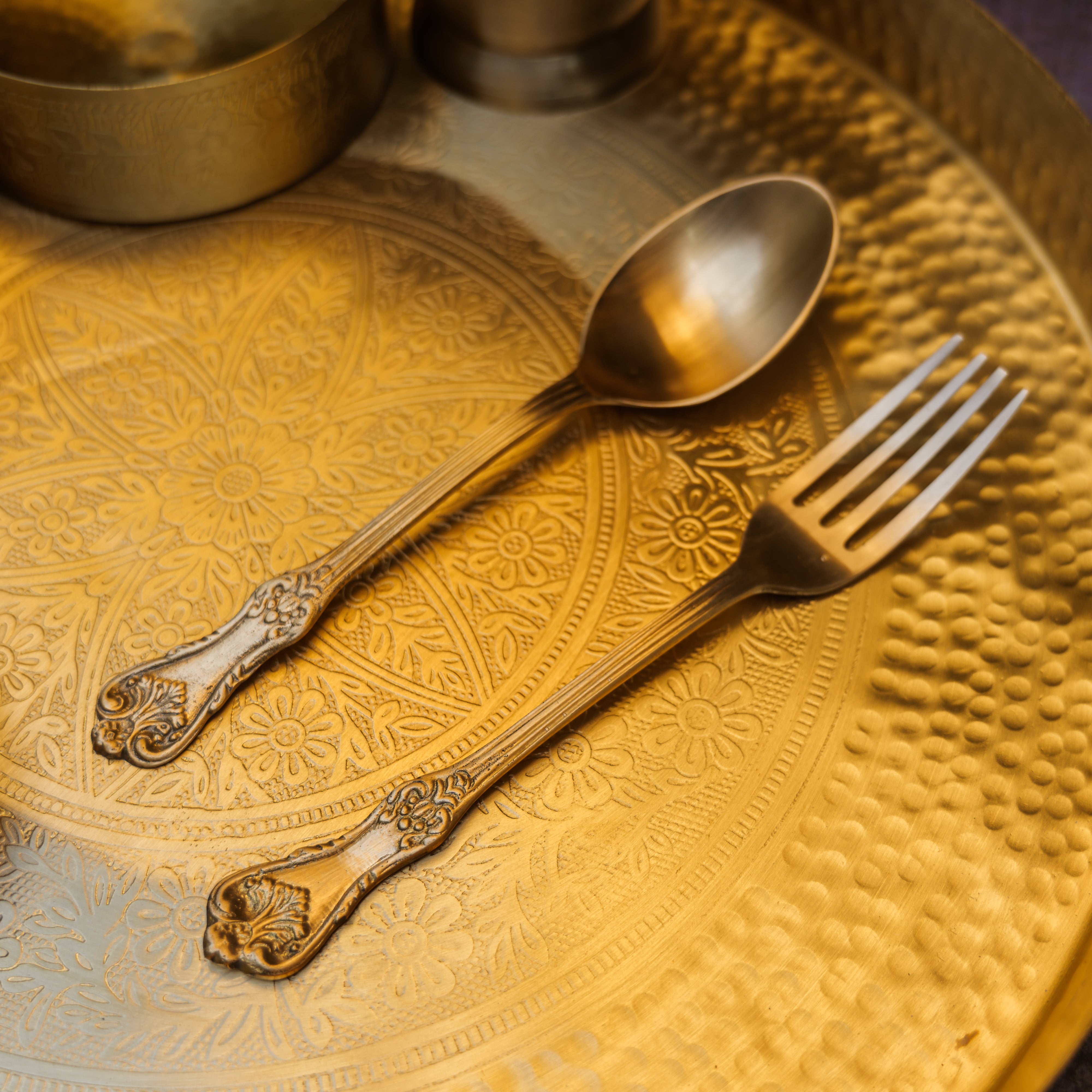 Ambi Pure Brass Inlay Design Exquisite Thali Set of 7