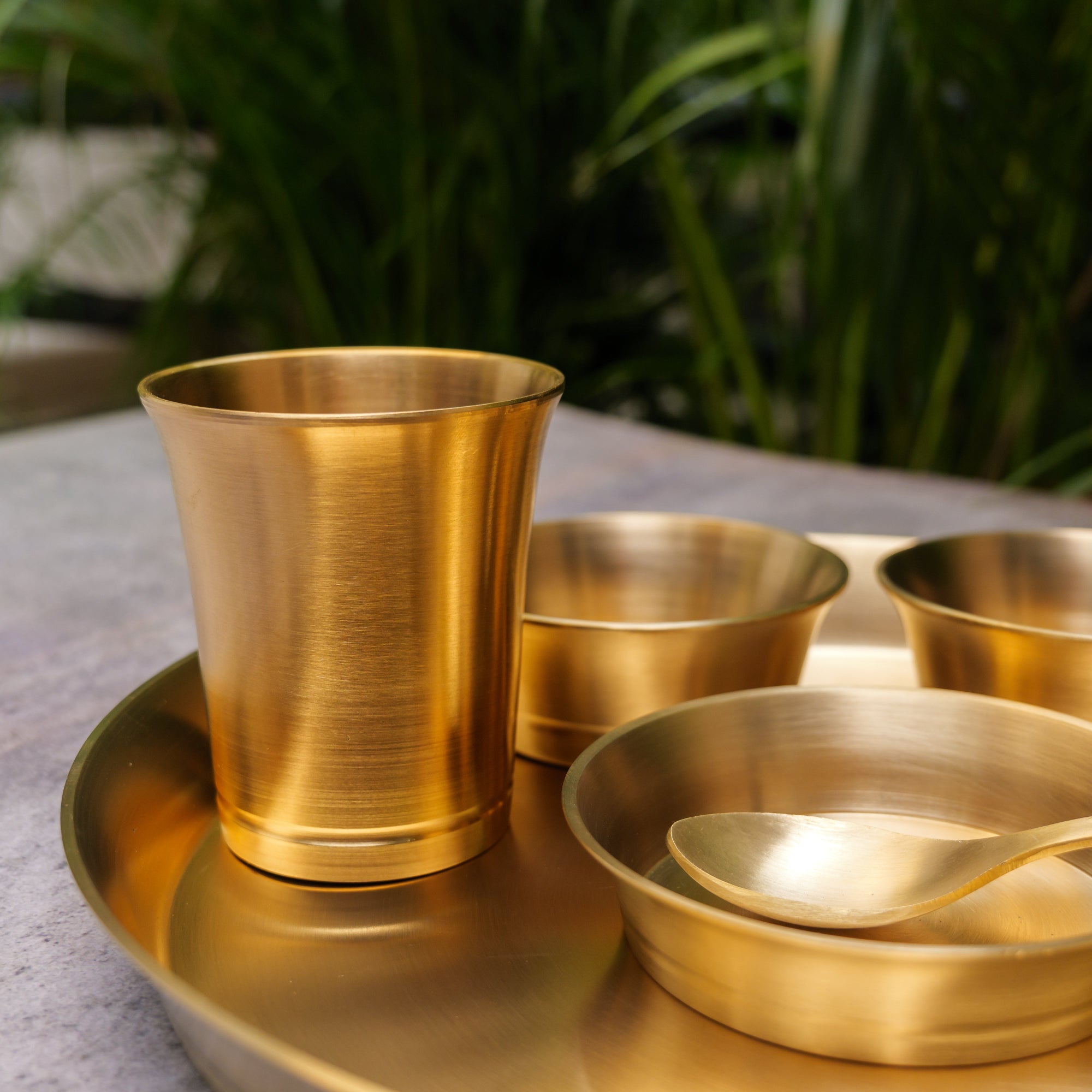 Ambi Pure Brass Fluid Grace' Ethnic Thali Set of 7 - Heavy Make
