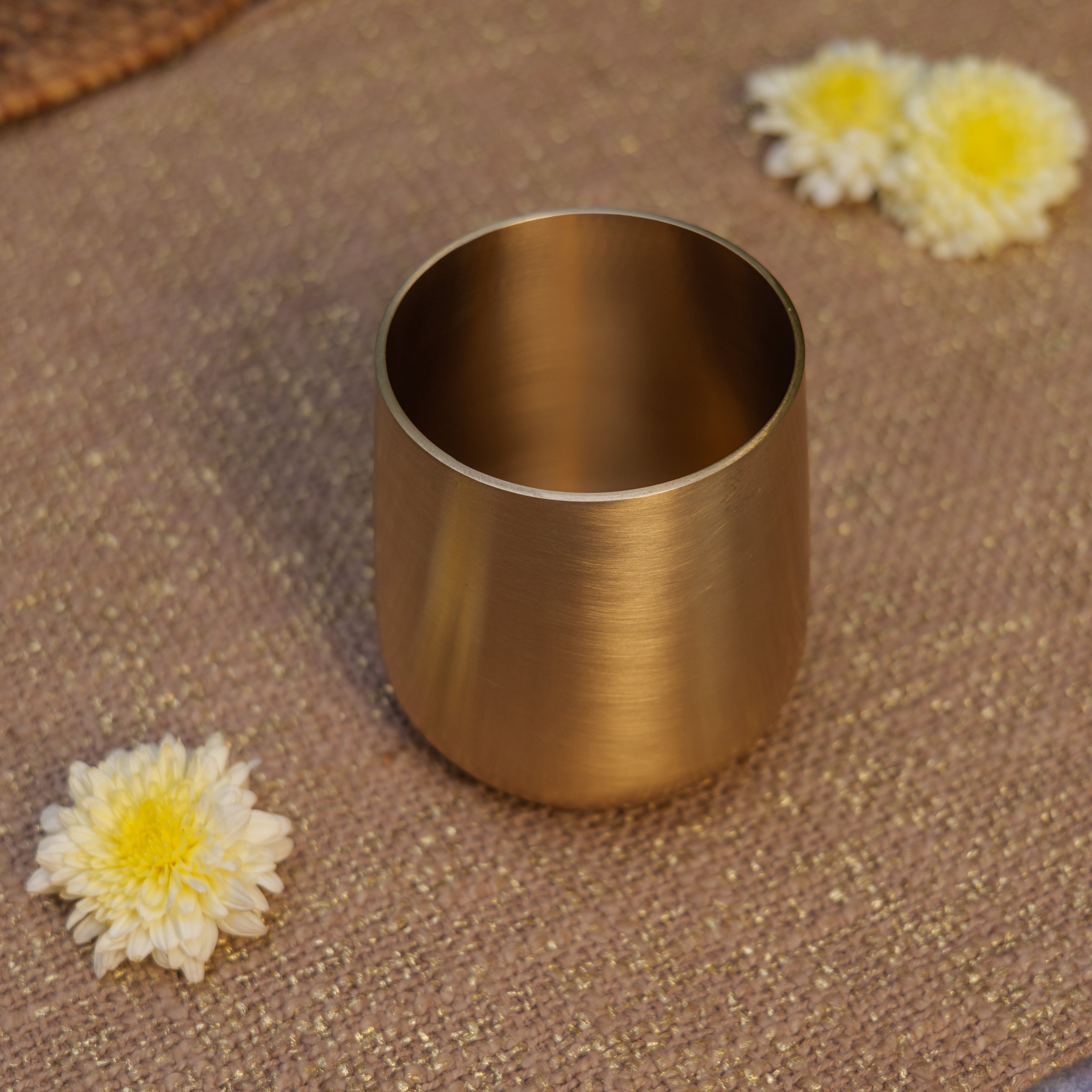 Ambi Pure Brass Urban Style Glass – Handcrafted Drinkware for Elegant Dining