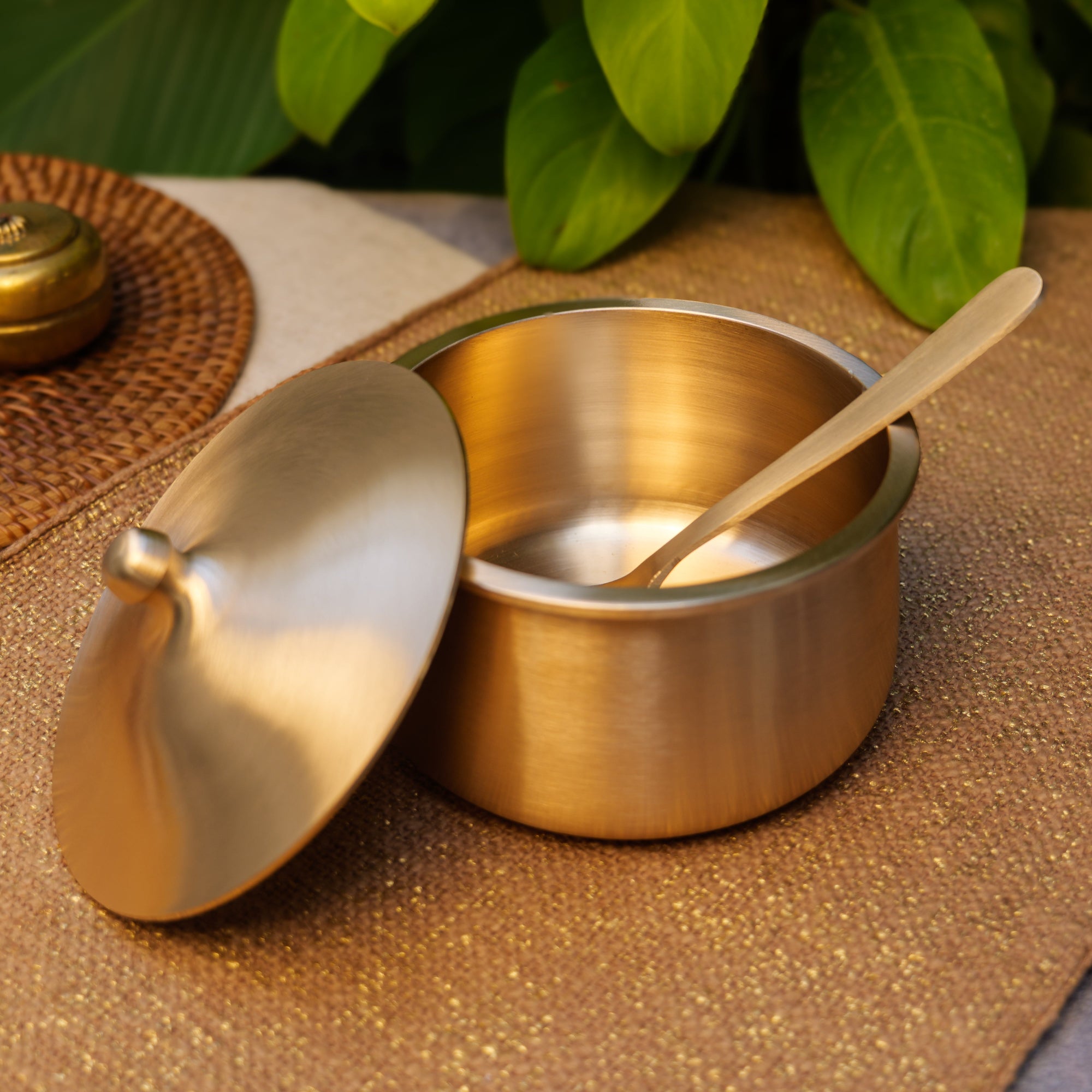 Very Vogue Pure 100% Lead Free Kansa Serving Bowl Handi with Serving Spoon - Size Large- 1500 ML