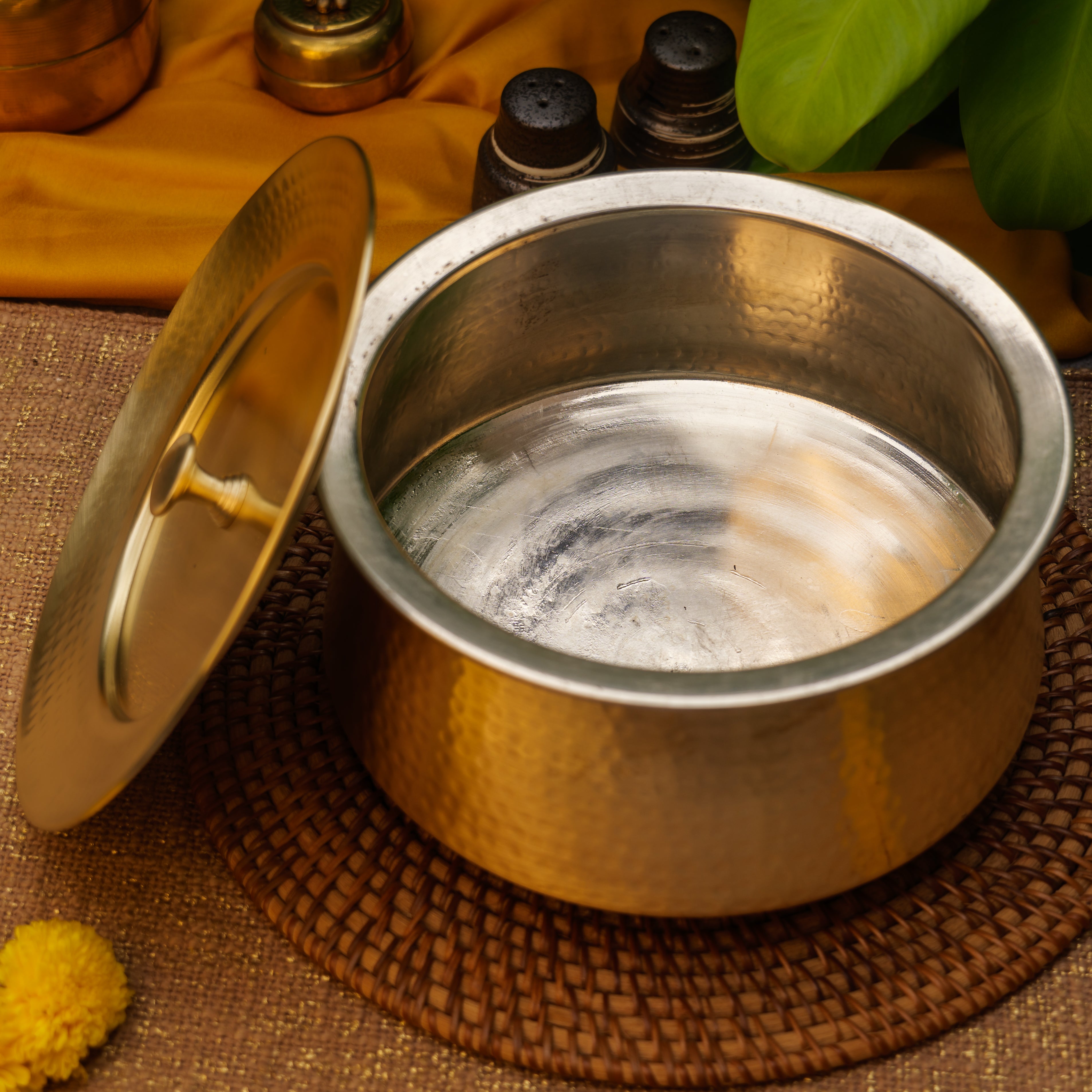 Ambi Handcrafted Pure Brass Hammered Cook and Serve Bowl / Handi / Patila with Lid - 5 Litres
