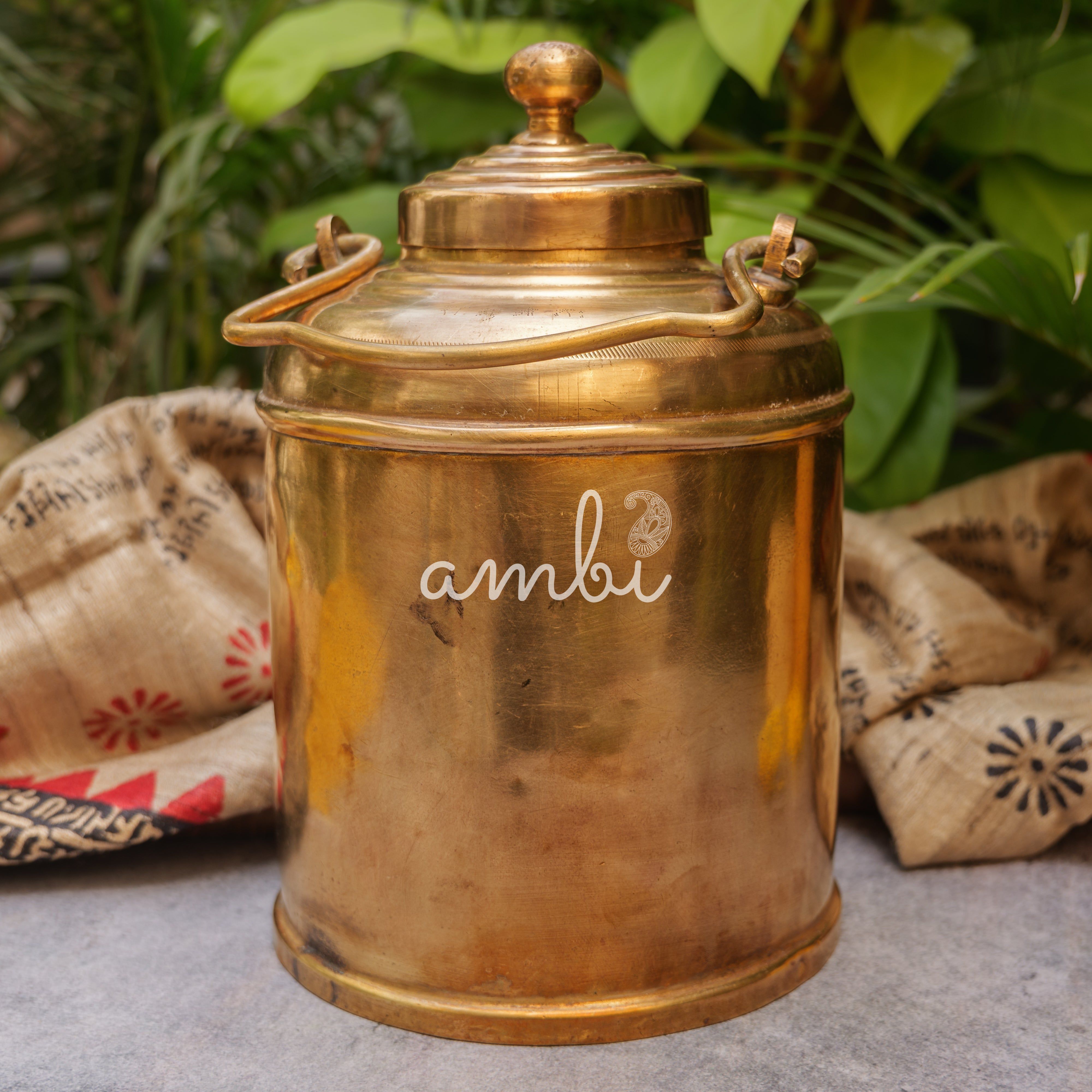 Vintage Brass Barni - 5 L - Heavy Make - Statement Piece