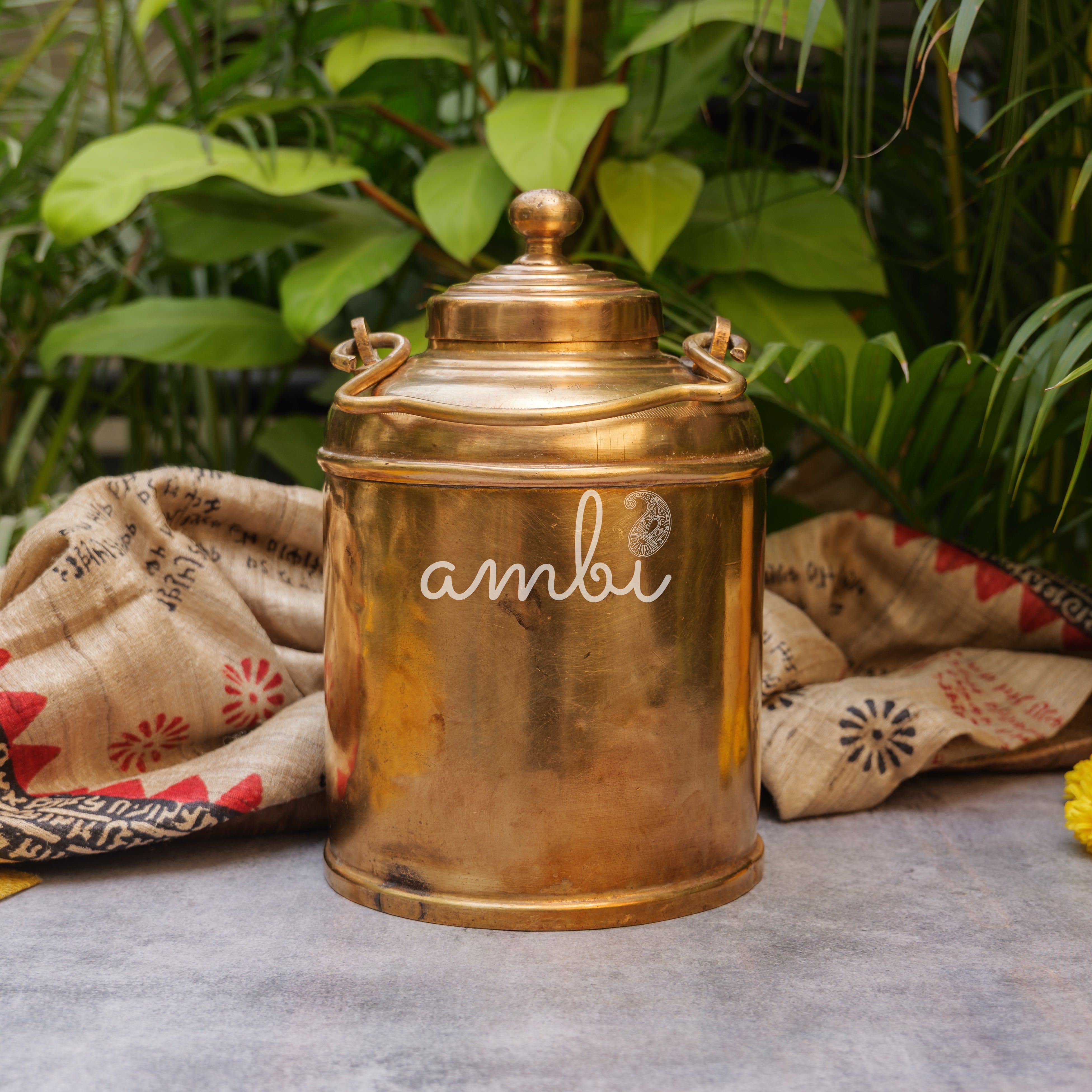 Vintage Brass Barni - 5 L - Heavy Make - Statement Piece