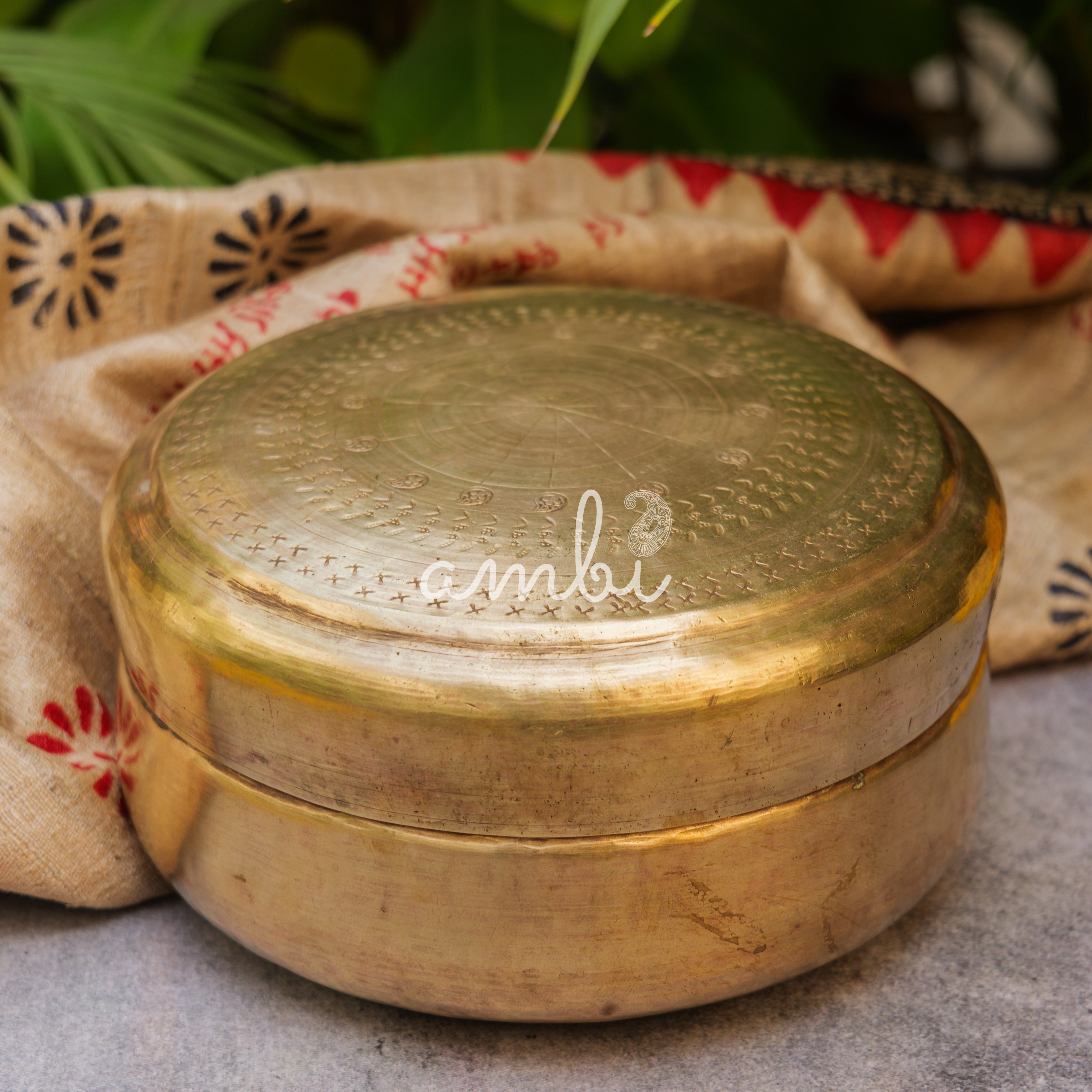 Heritage Vintage Storage Roti Box - Small - with Intricate Design