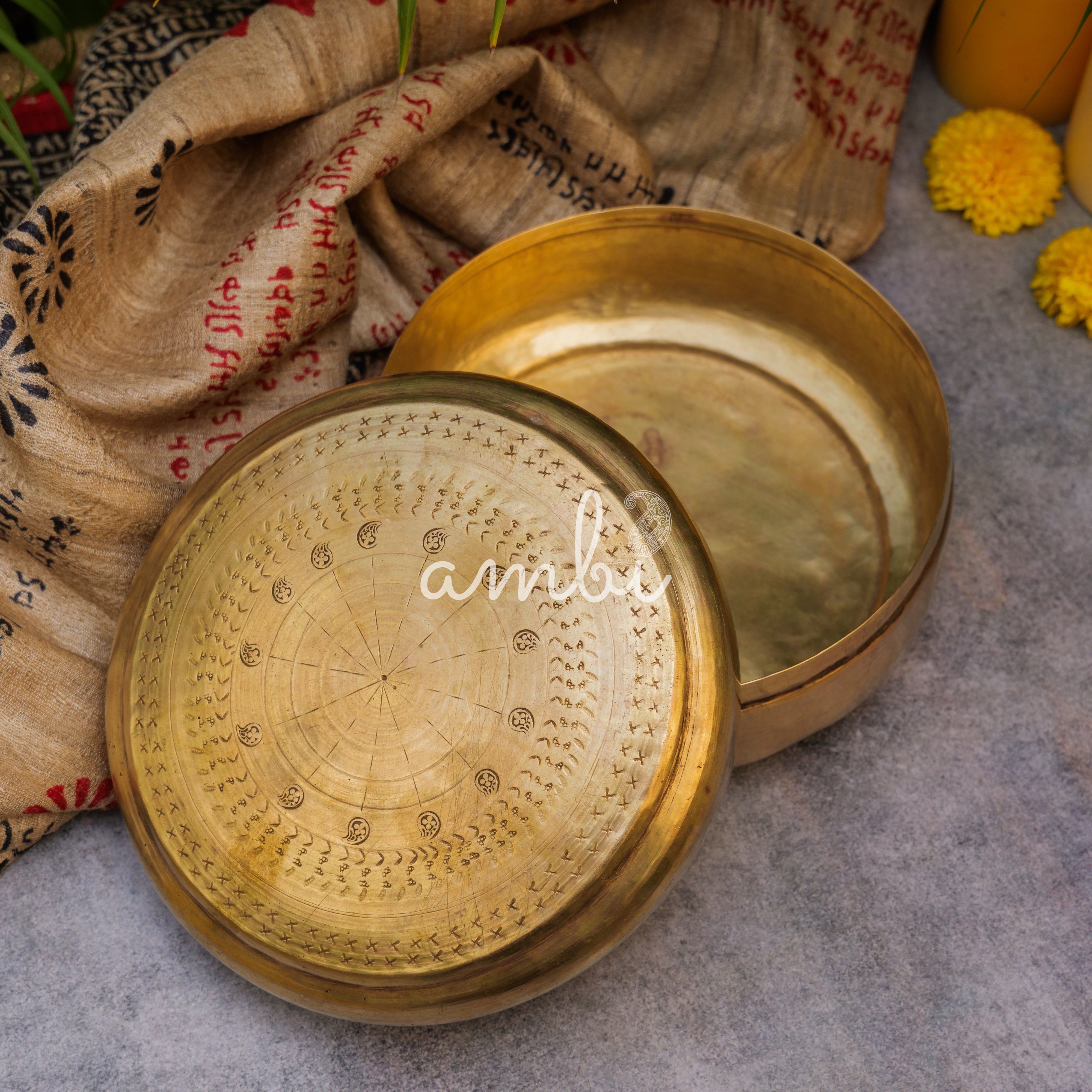 Heritage Vintage Storage Roti Box - Small - with Intricate Design