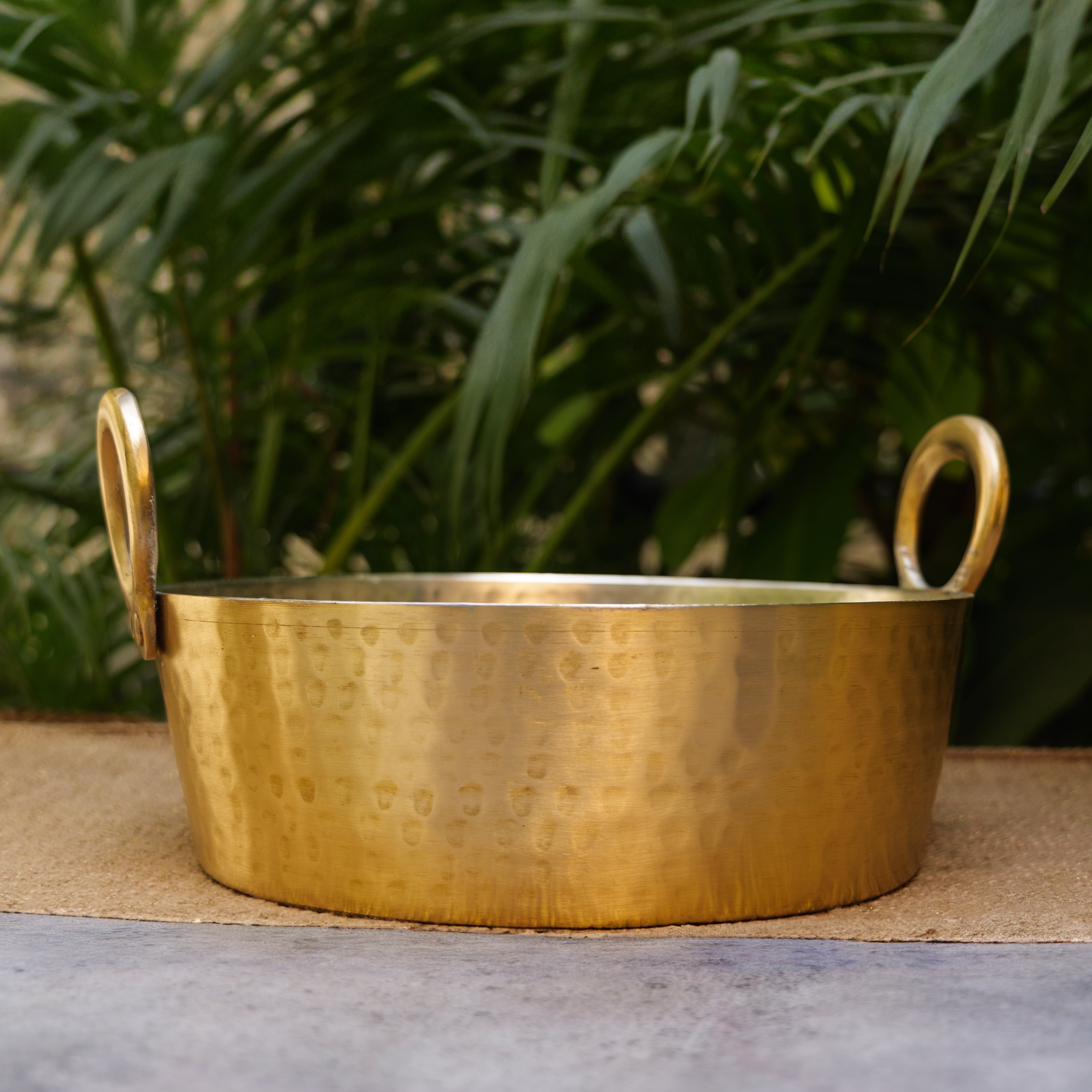 Pure Brass Traditional Hammered Kadhai — Flat Base with Kalai | 10 Inches Medium | Ambi