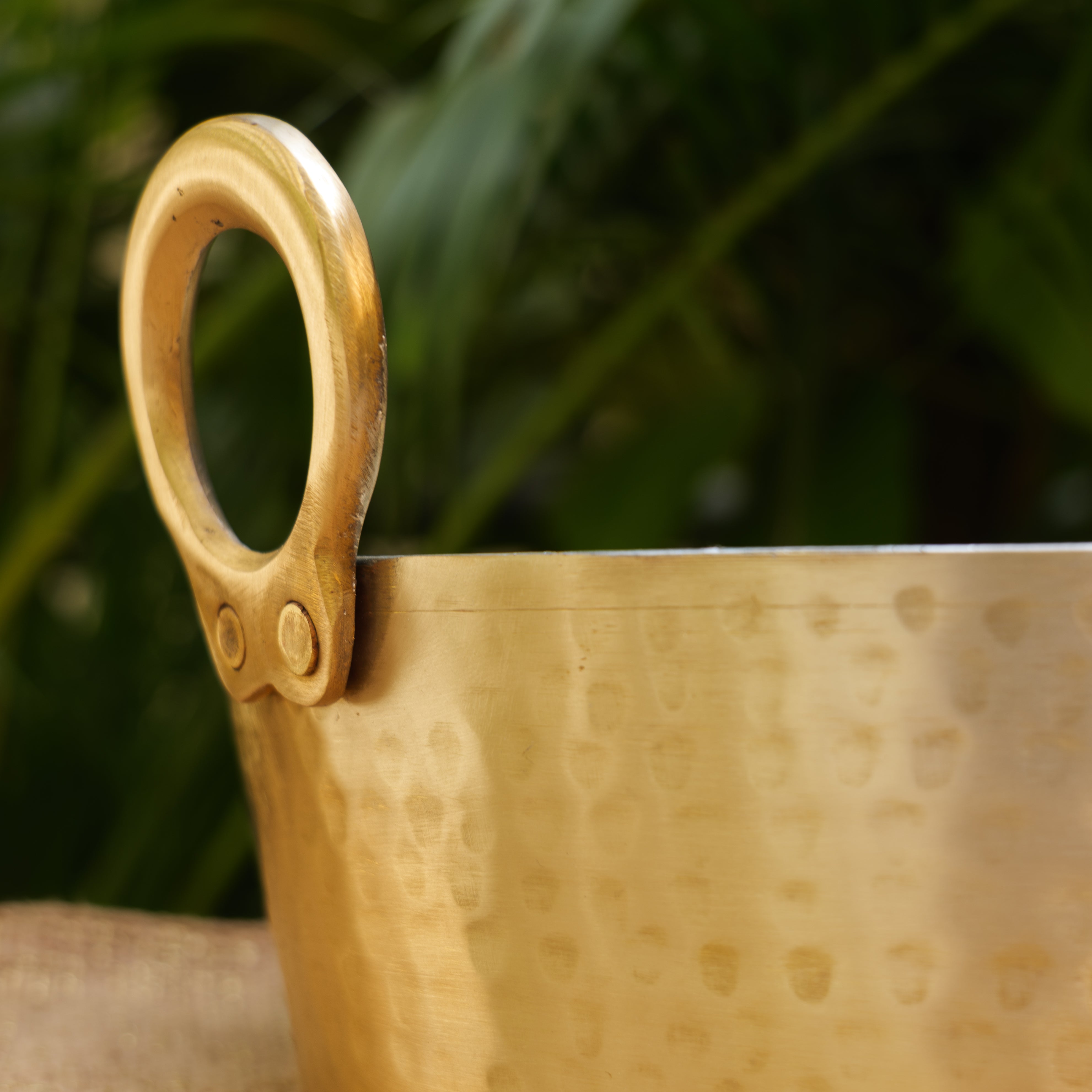 Pure Brass Traditional Hammered Kadhai — Flat Base with Kalai | 10 Inches Medium | Ambi