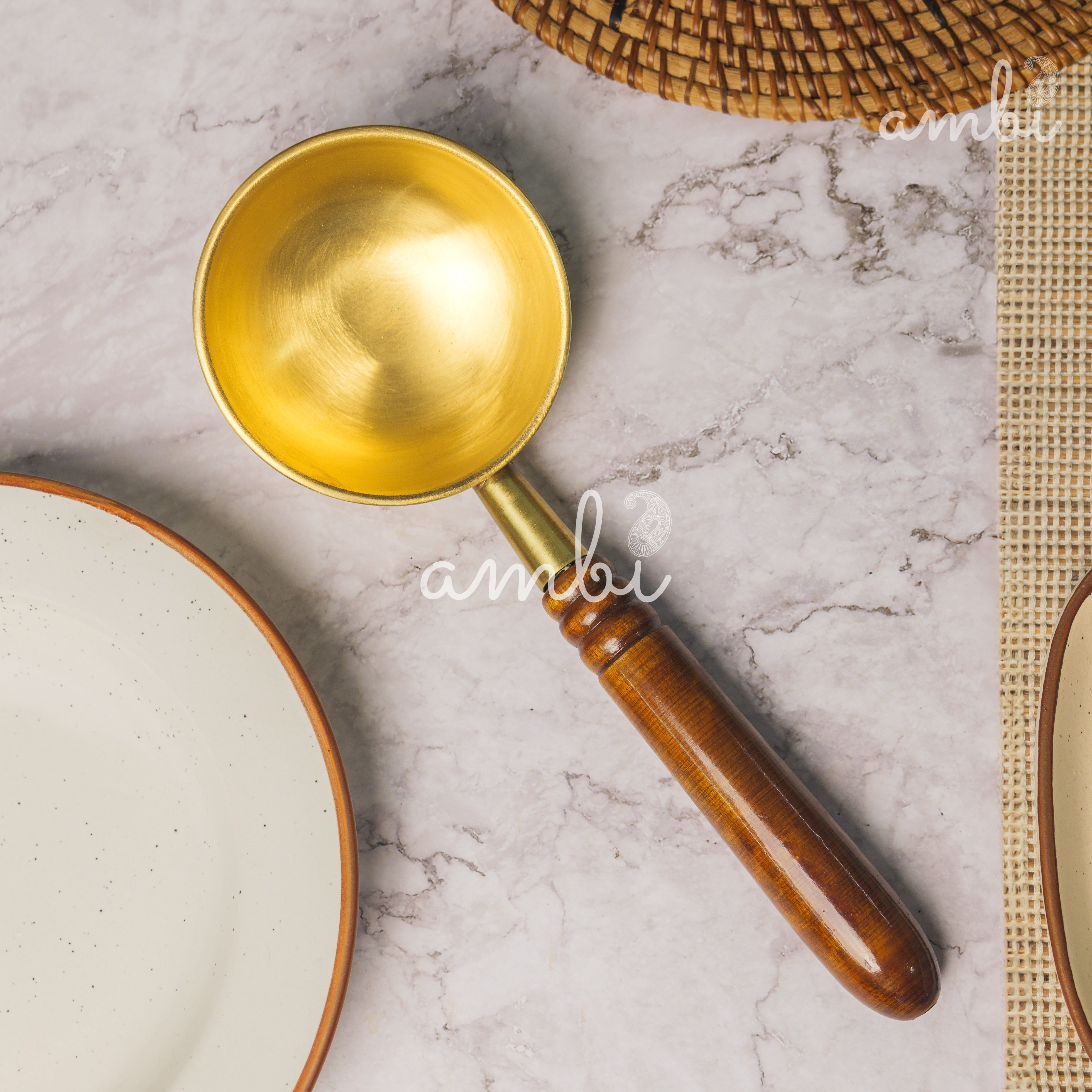 Ambi Brass Classy Havey Base Tadka Pan with Wooden Handle