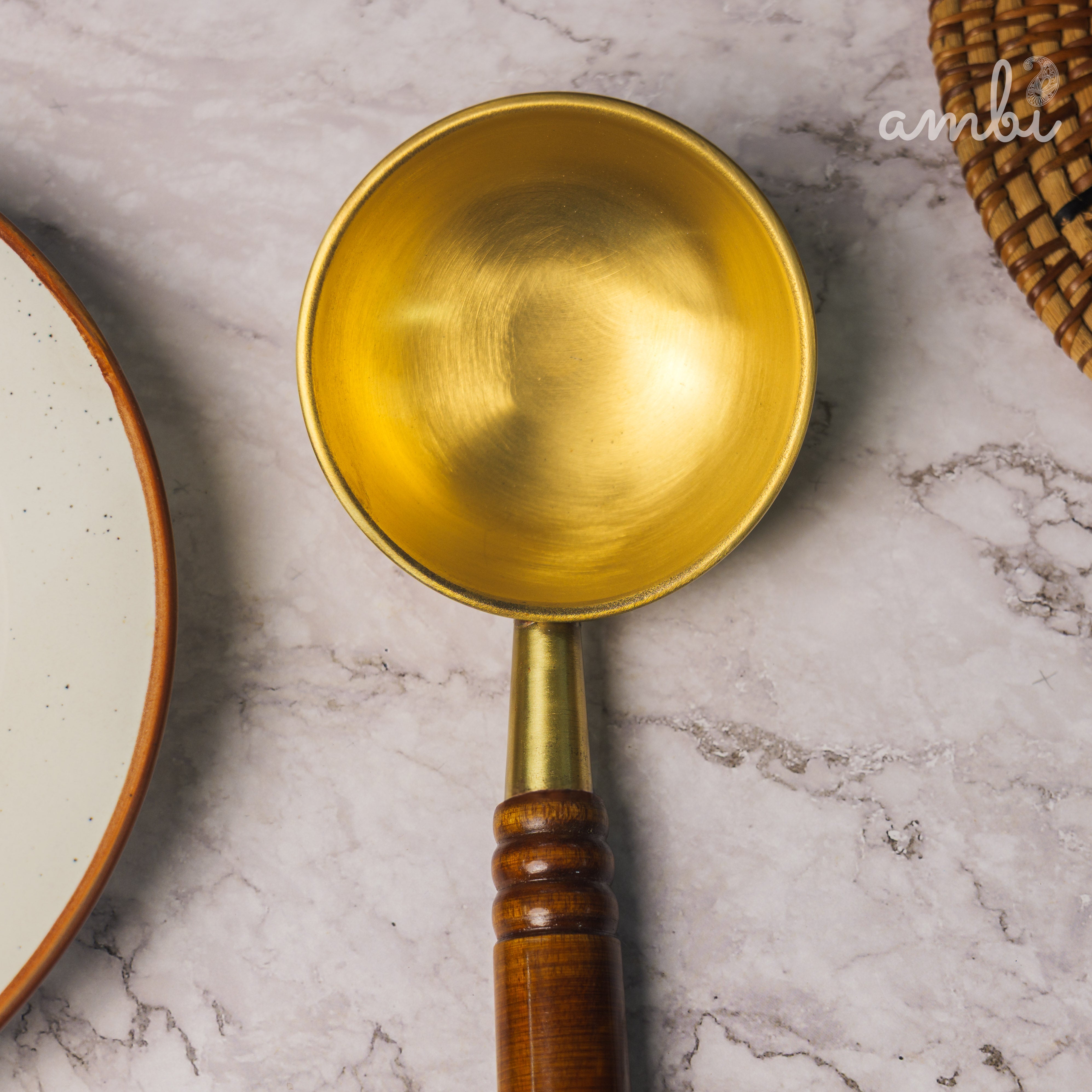 Ambi Brass Classy Havey Base Tadka Pan with Wooden Handle