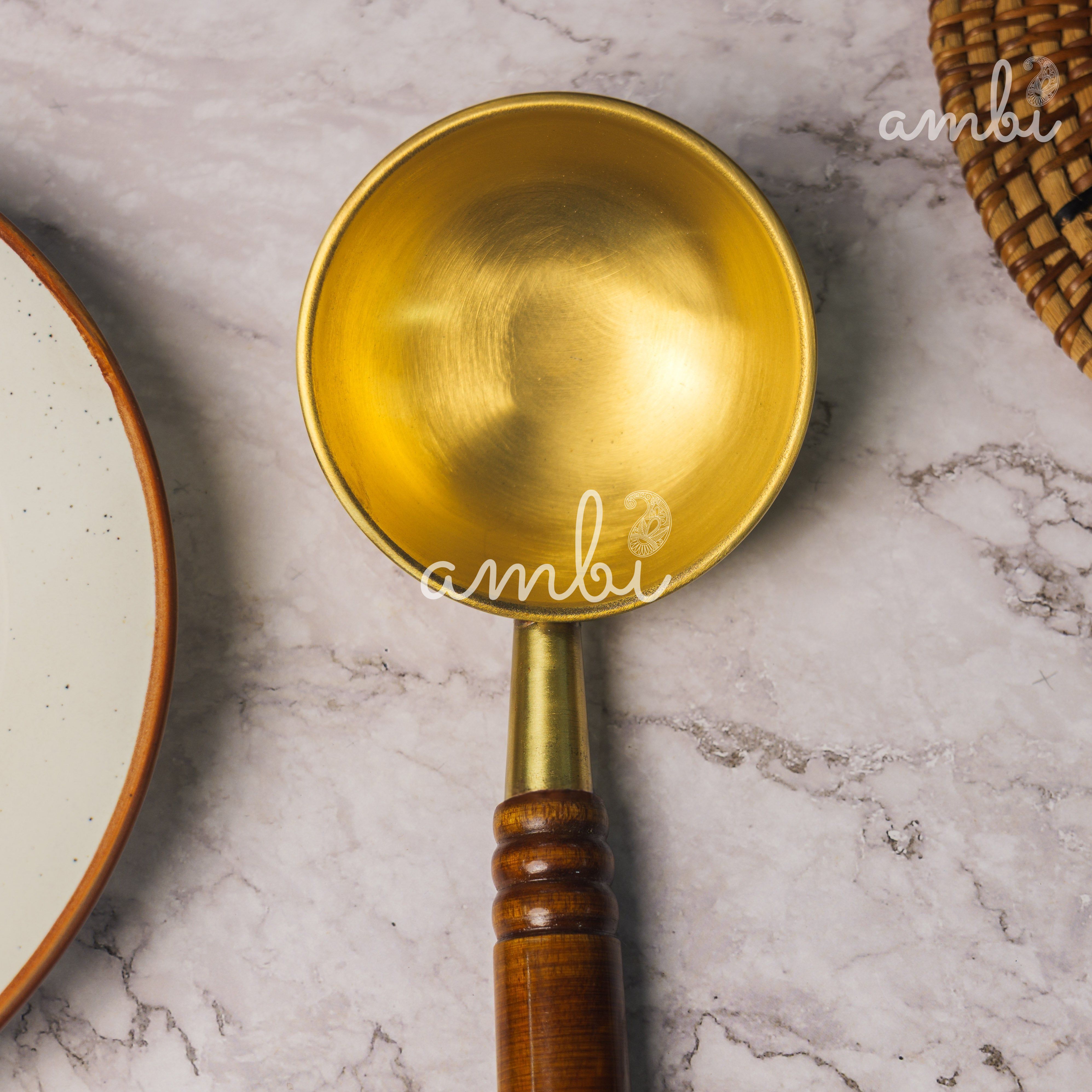 Ambi Brass Classy Havey Base Tadka Pan with Wooden Handle