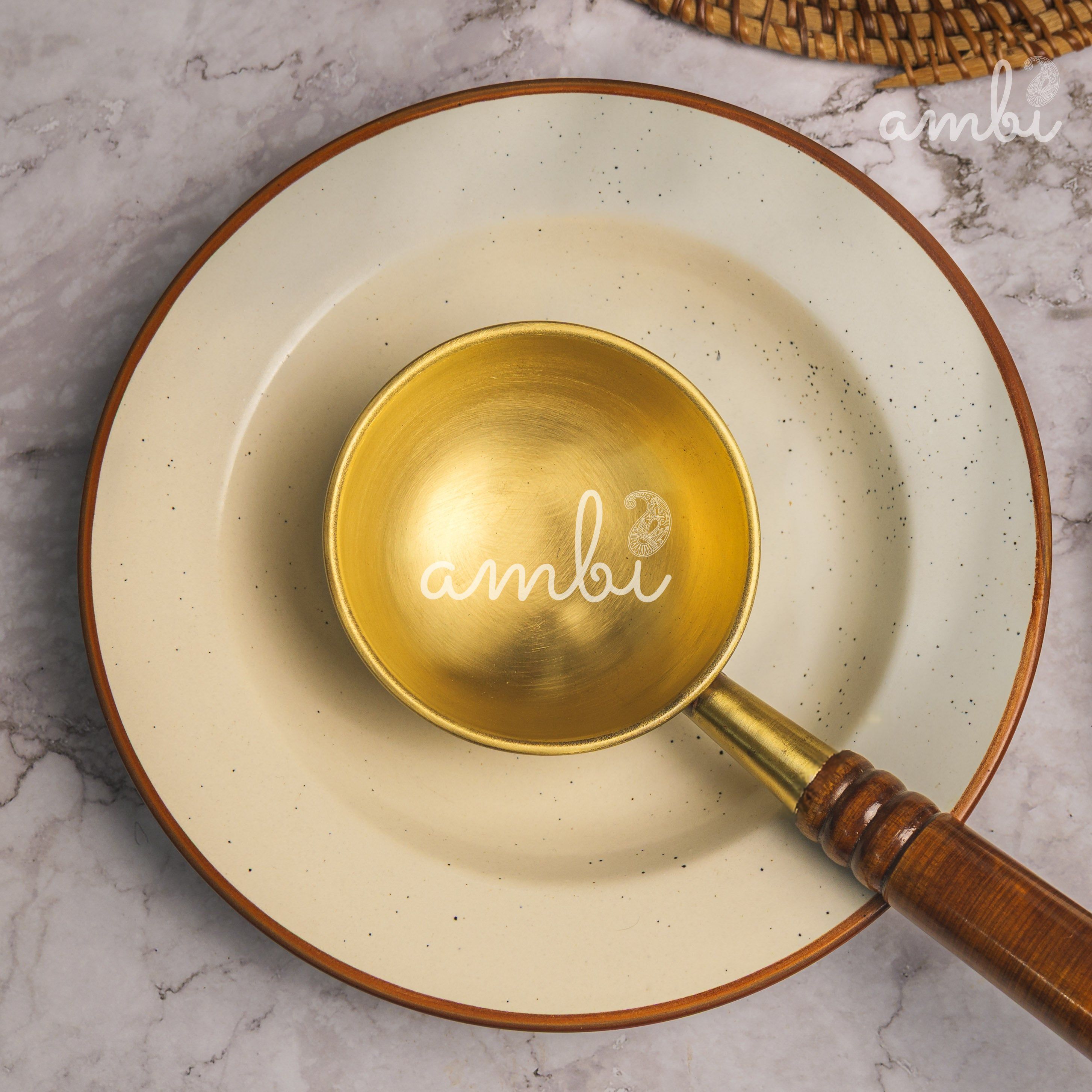 Ambi Brass Classy Havey Base Tadka Pan with Wooden Handle