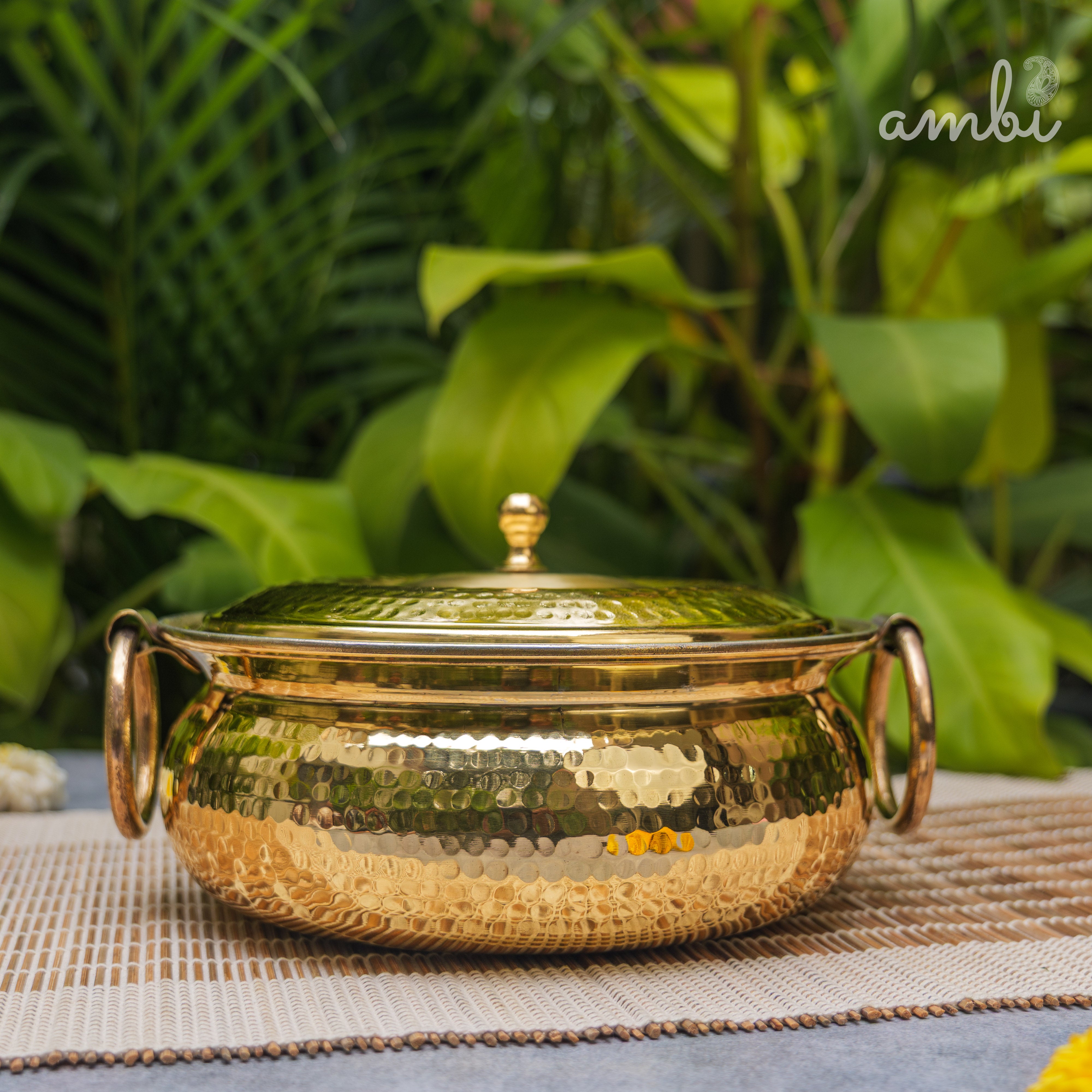 Pure Brass Hammered Biriyani Lagan / Degchi with Kalai - 9 inches diameter